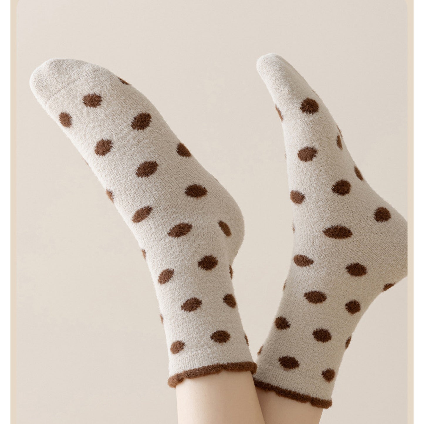 Anna-Kaci 3 Pairs Women's Plush Crew Socks with Polka Dot Pattern and Thick Fleece Lining