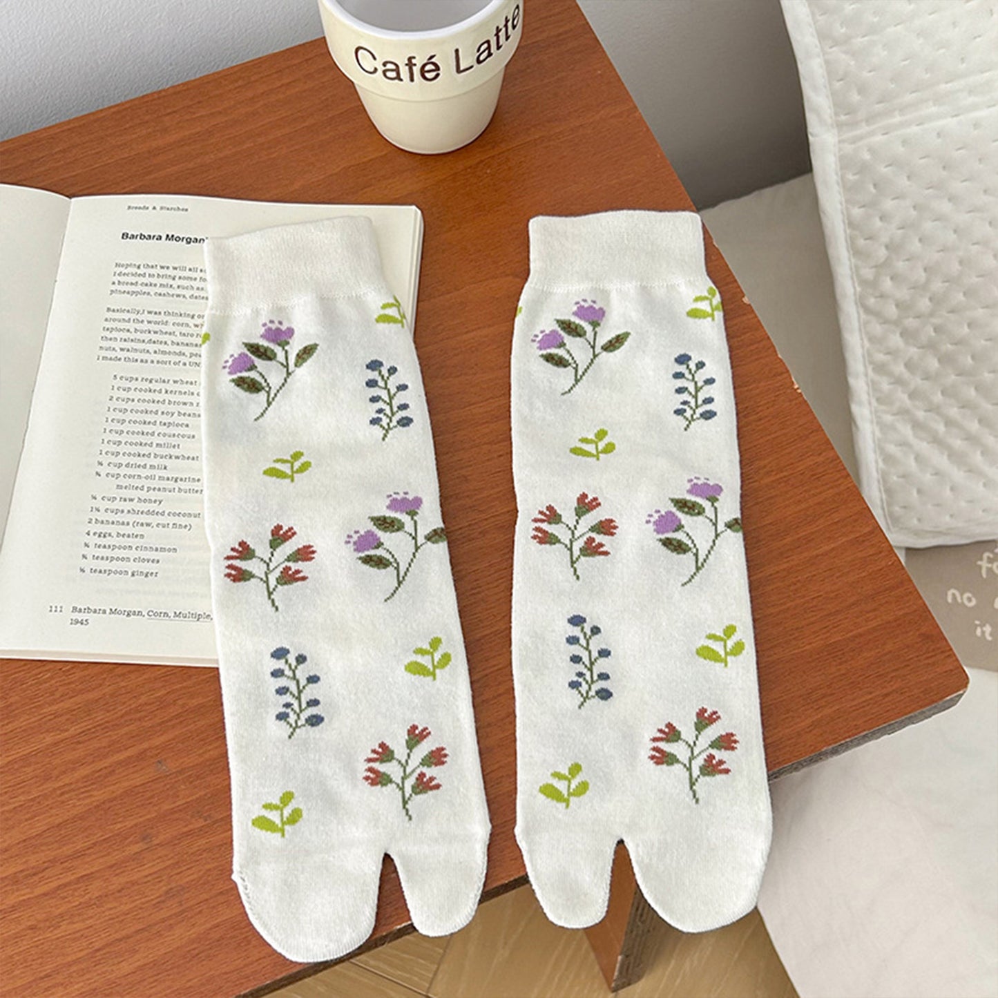 Anna-Kaci Women's 3 Pairs Floral Patterned Split-Toe Socks Soft Cotton Stretch Knit Crew Style