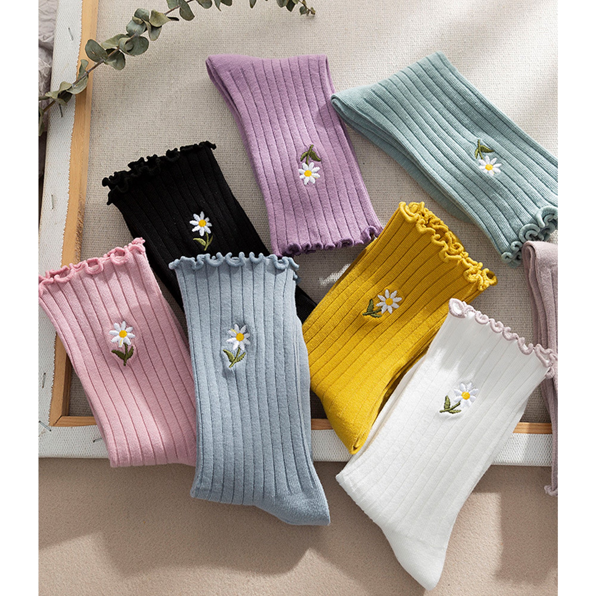 Anna-Kaci Women's 4 Pairs Ribbed Knit Socks with Daisy Embroidery Lettuce Edge Cuffs Soft Stretch Fabric