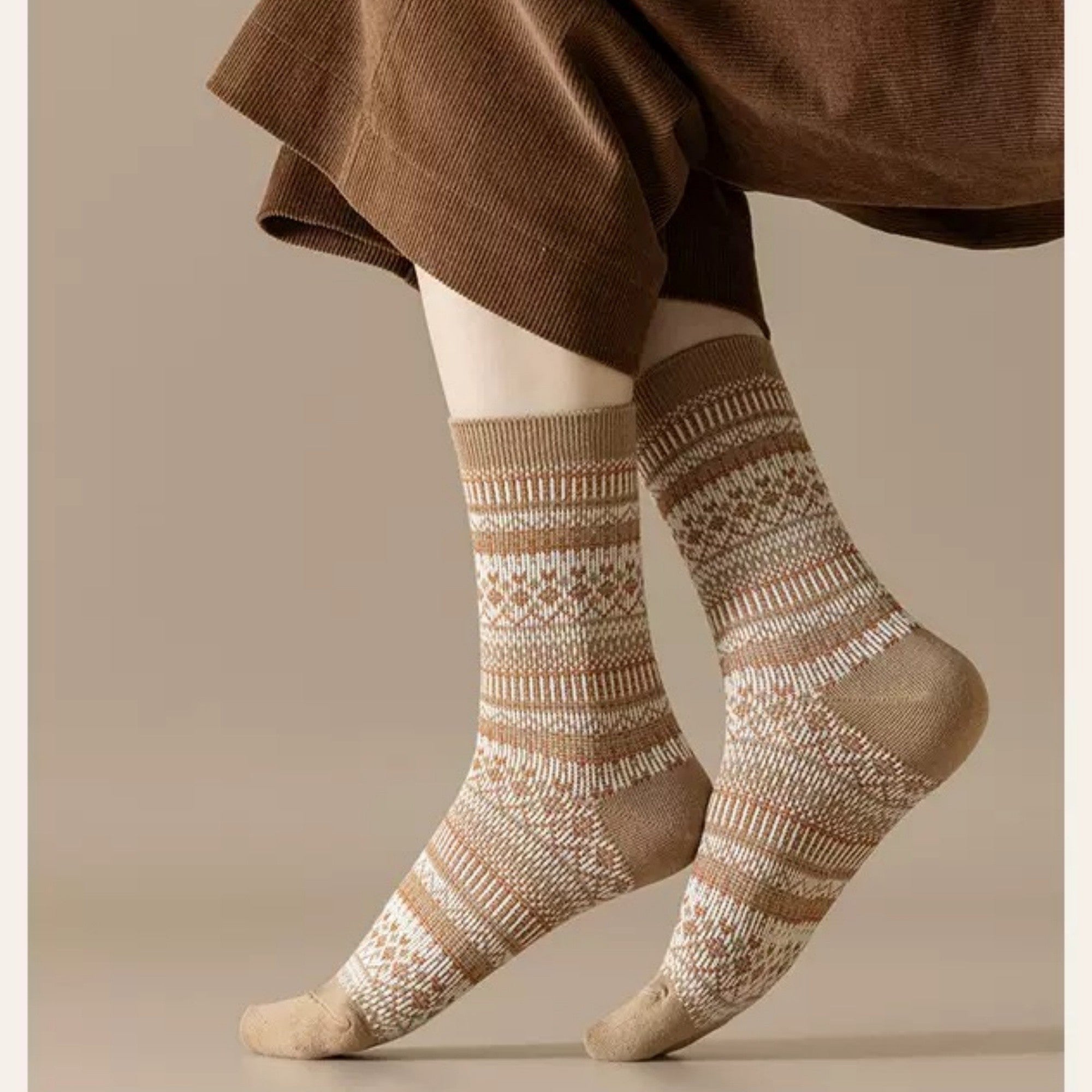 Anna-Kaci Women's 5-Pair Vintage Patterned Crew Socks Gift Set with Soft Knit Fabric US 5¨C9