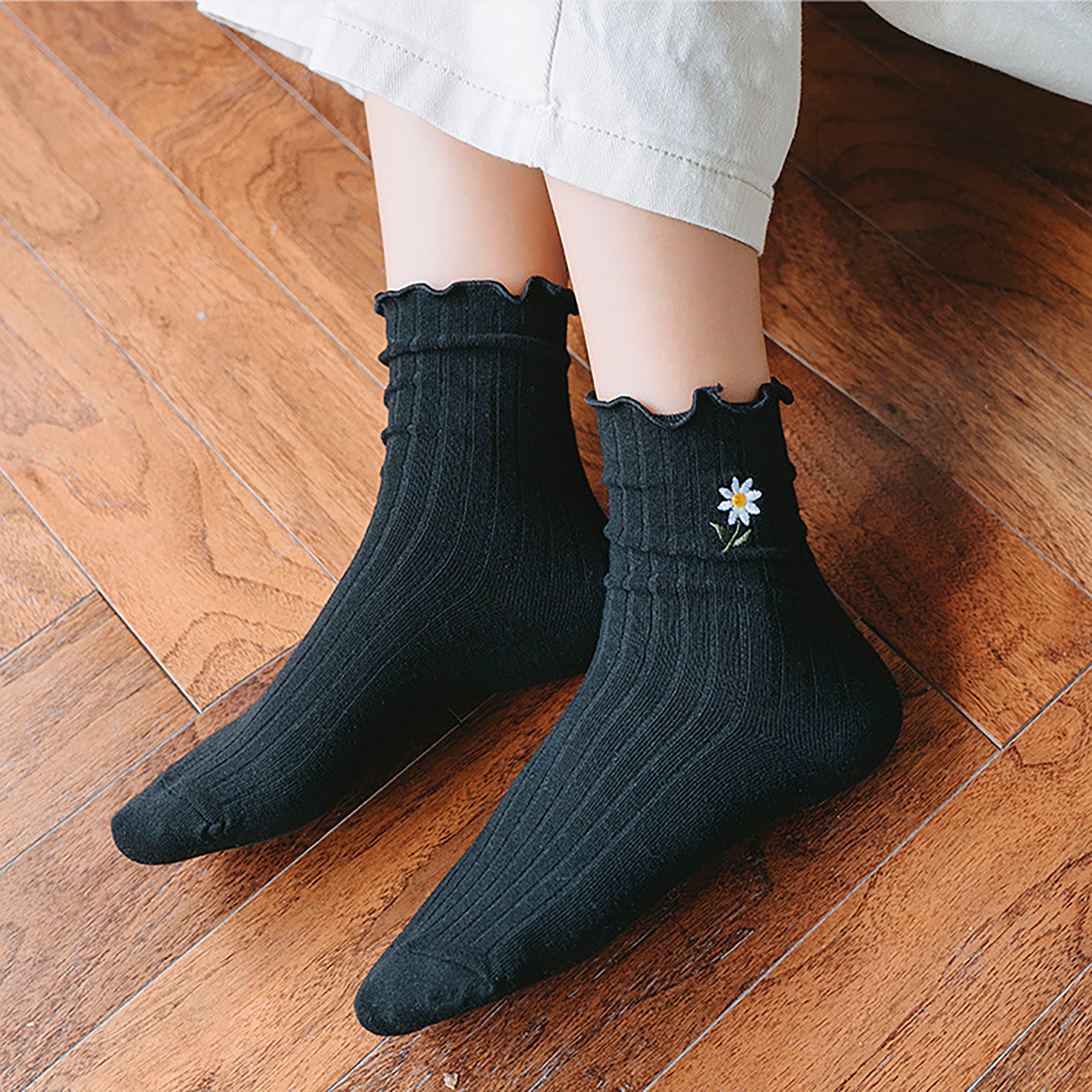 Anna-Kaci Women's 6pk Mustard Crew Socks with Ruffled Cuff and Daisy Embroidery