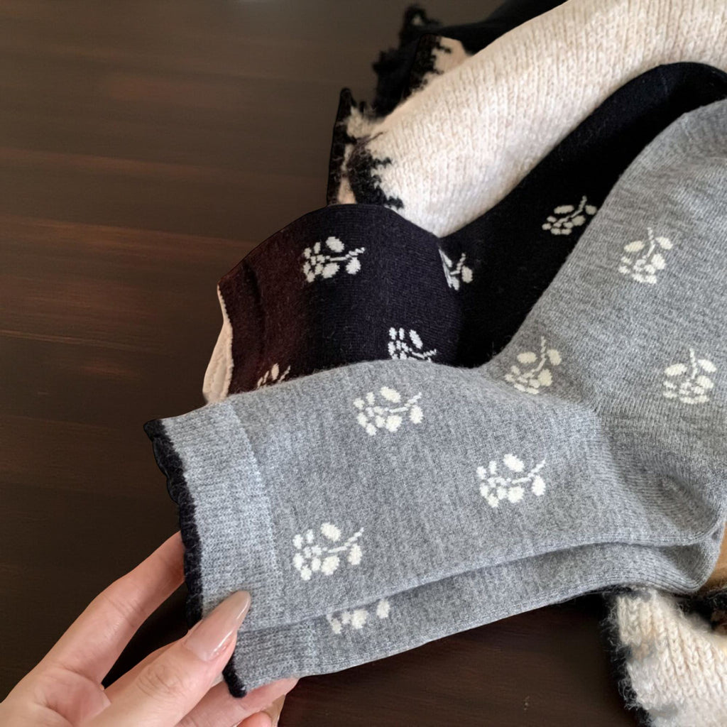 Anna-Kaci Women's 5-Pair Floral Print Crew Socks Soft Stretch Lightweight Everyday Socks with Delicate Pattern Detail