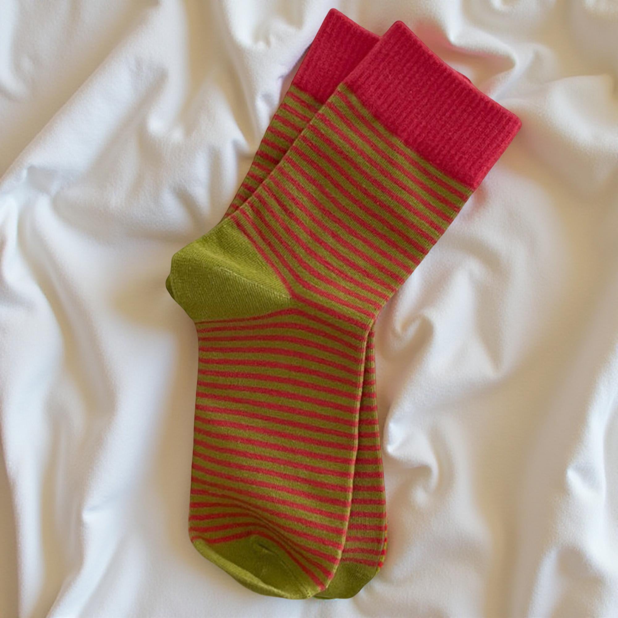 Anna-Kaci Women's 5-Pair Striped Knit Crew Socks Soft Stretch Ribbed Casual Everyday Sock Set
