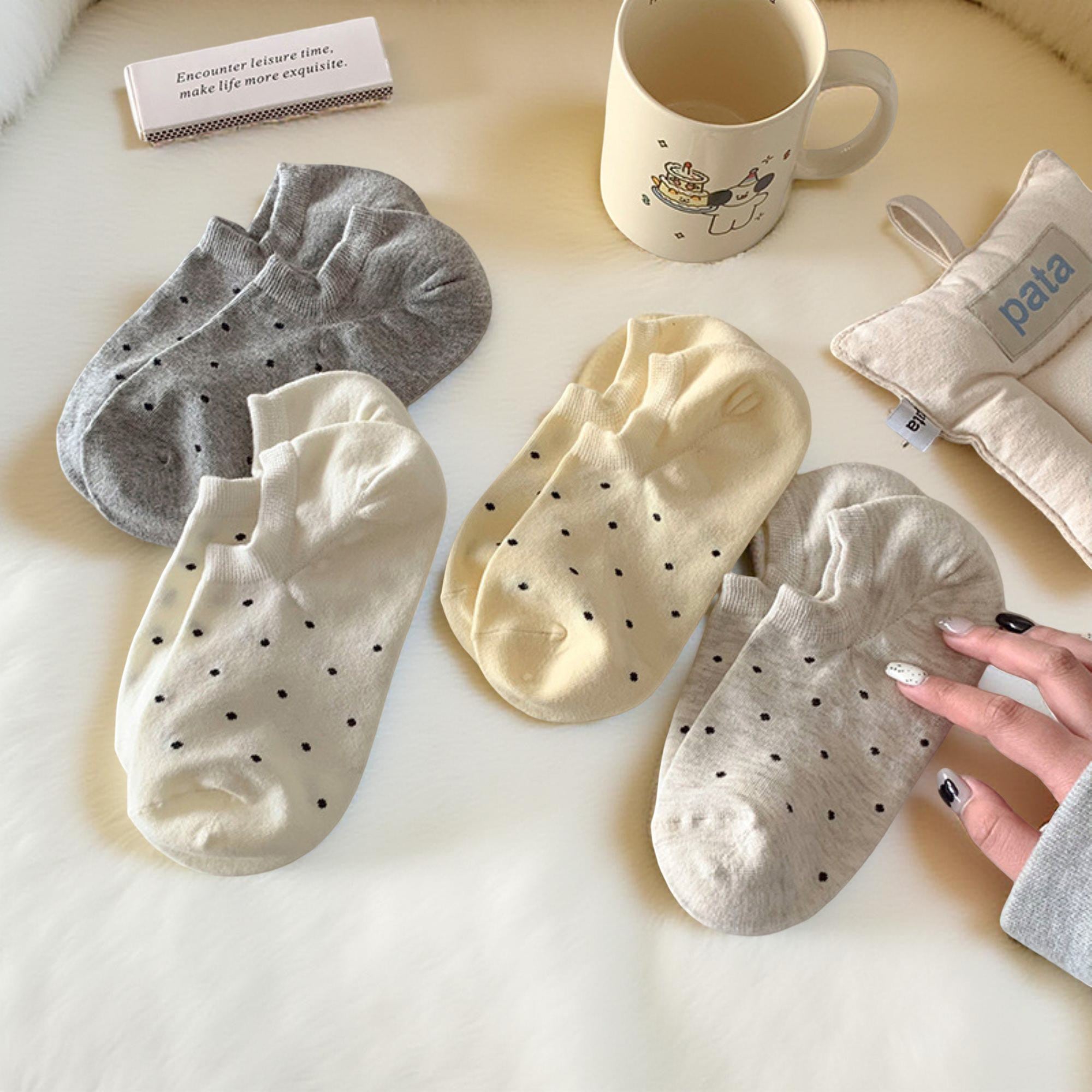 Anna-Kaci Women's 6-Pair Low Cut Ankle Socks Set with Polka Dot Pattern Soft Stretch Everyday Essentials