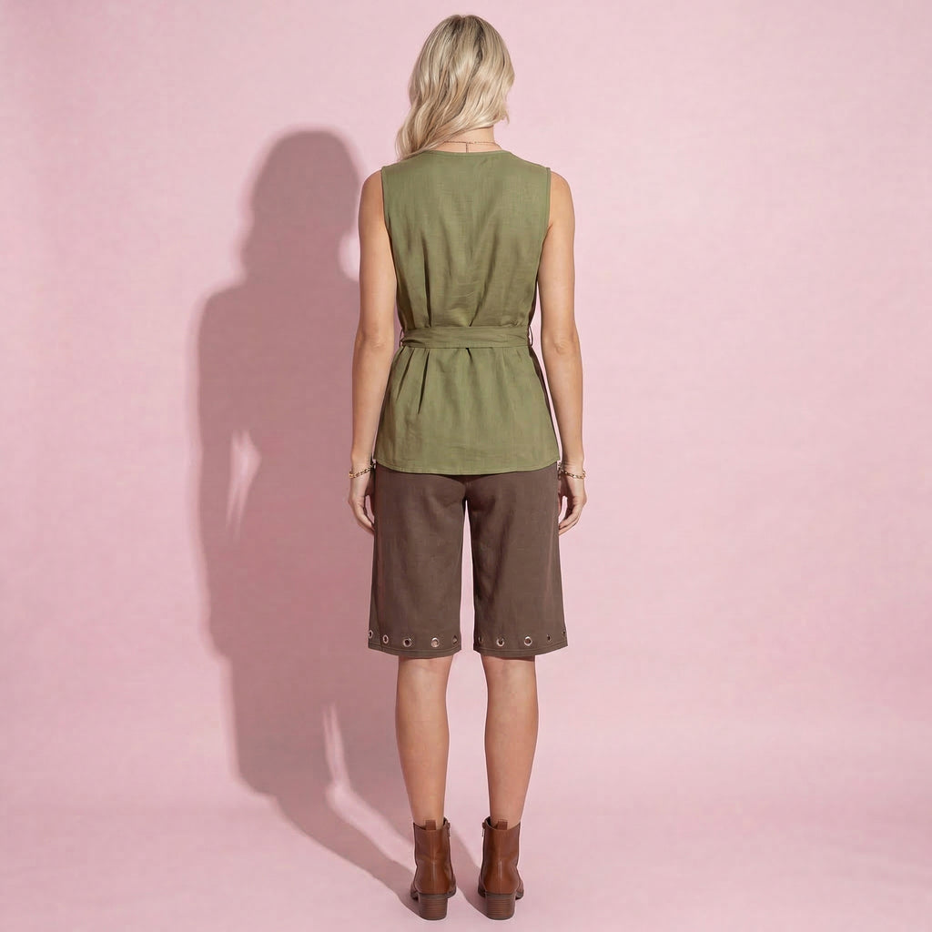 Blusa cruzada con cinturón de color liso 