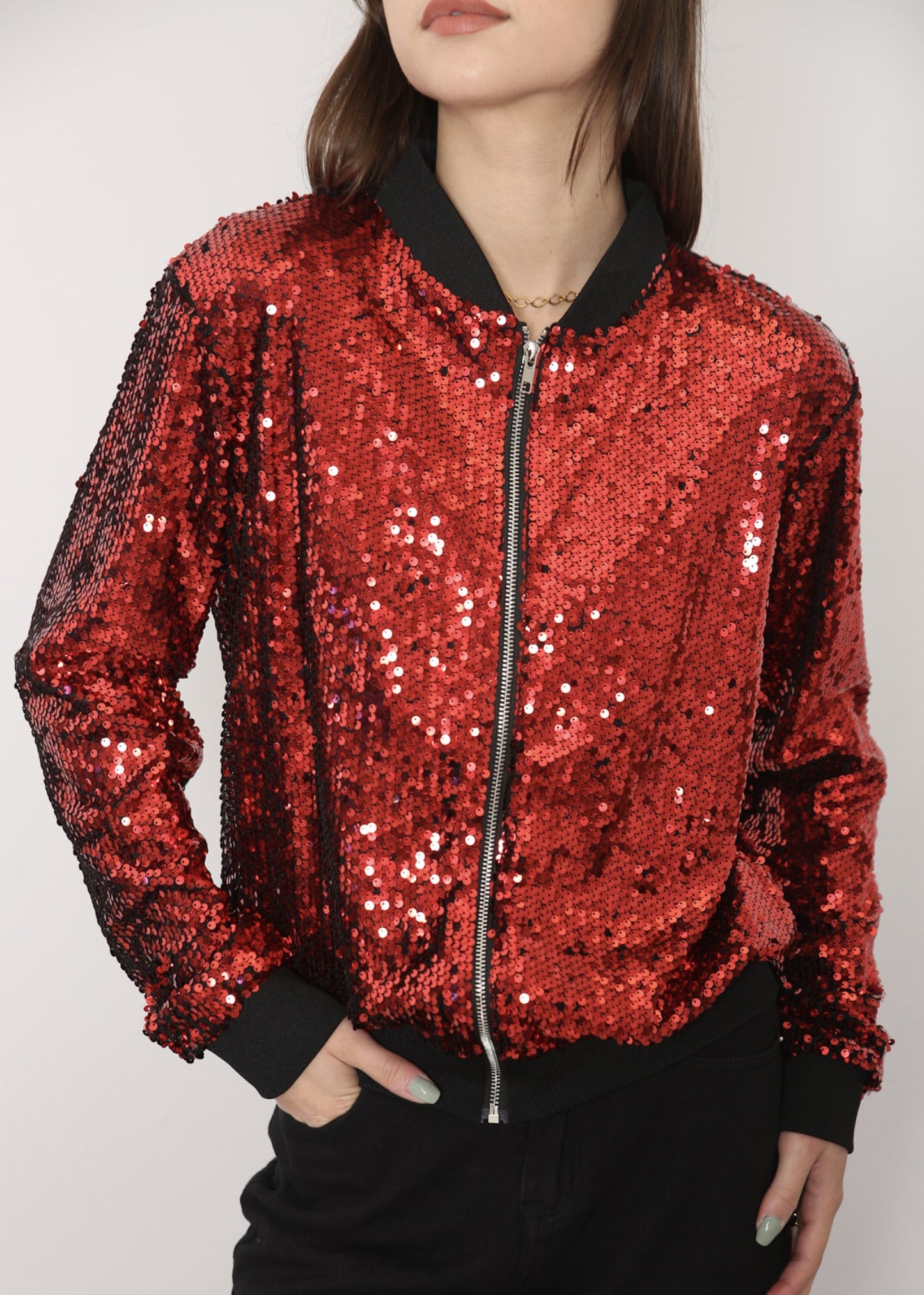 Chaqueta universitaria con lentejuelas metálicas a rayas