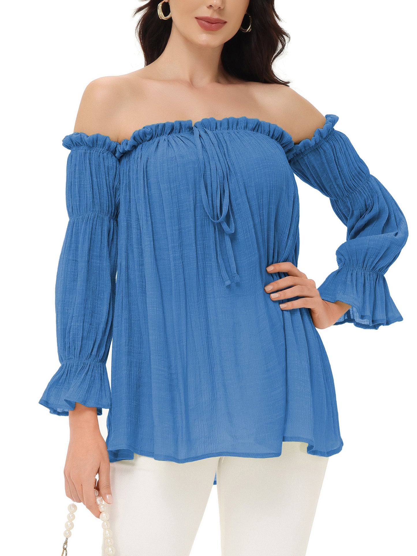 Blusa estilo bohemio semitransparente con hombros descubiertos