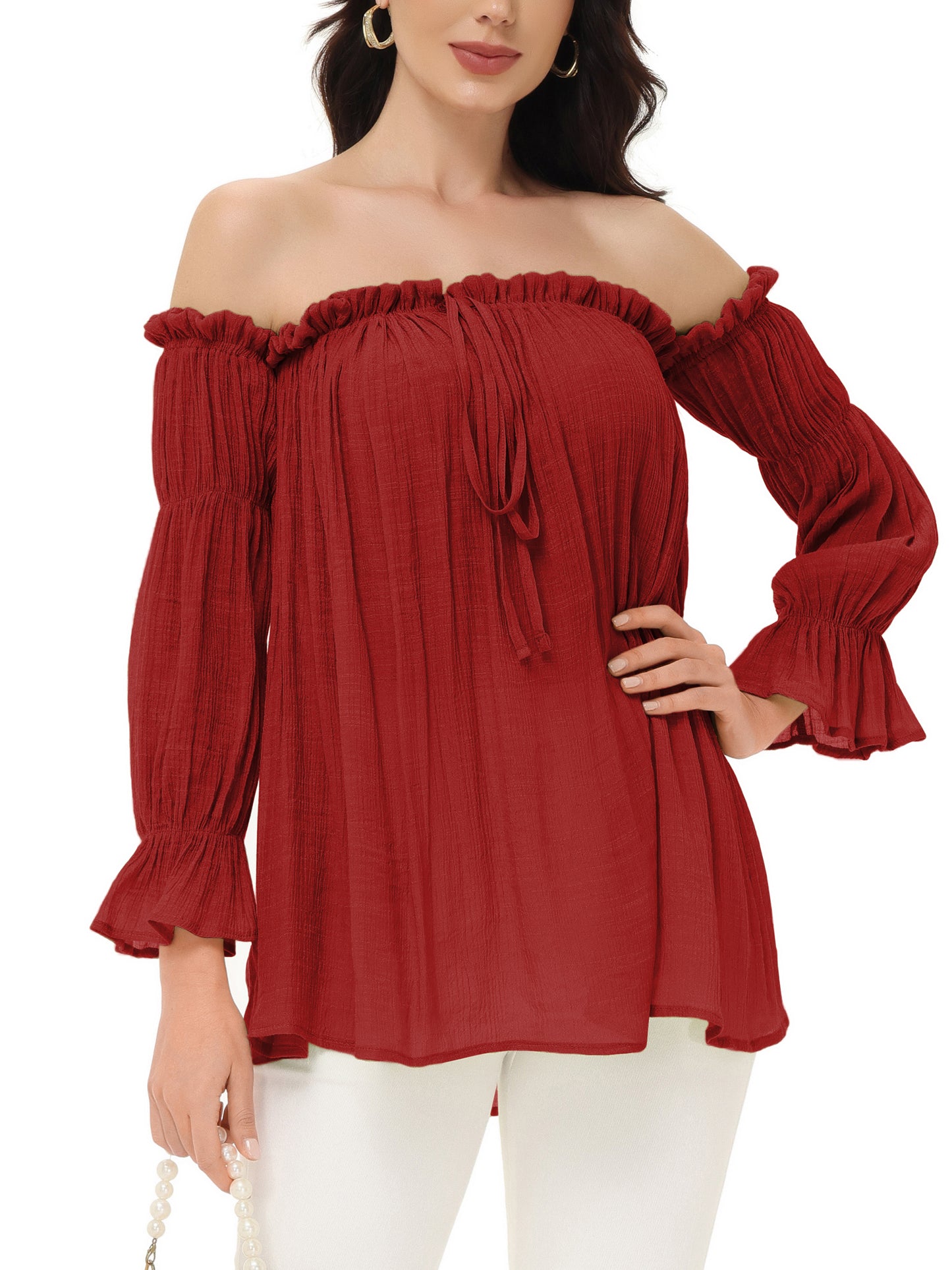 Blusa estilo bohemio semitransparente con hombros descubiertos