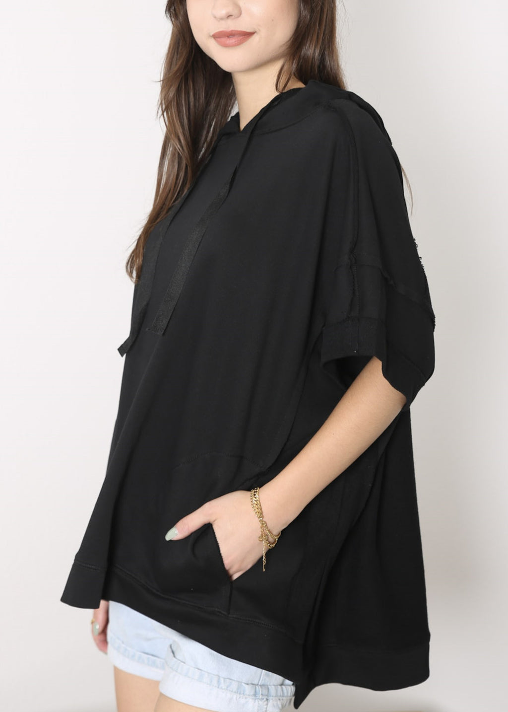 Sudadera con capucha de manga corta para novio