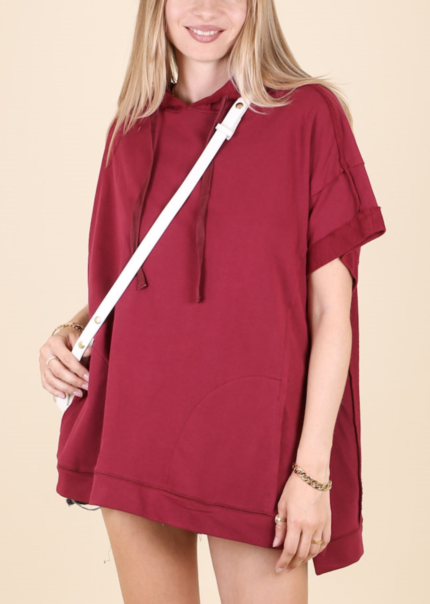 Sudadera con capucha de manga corta para novio