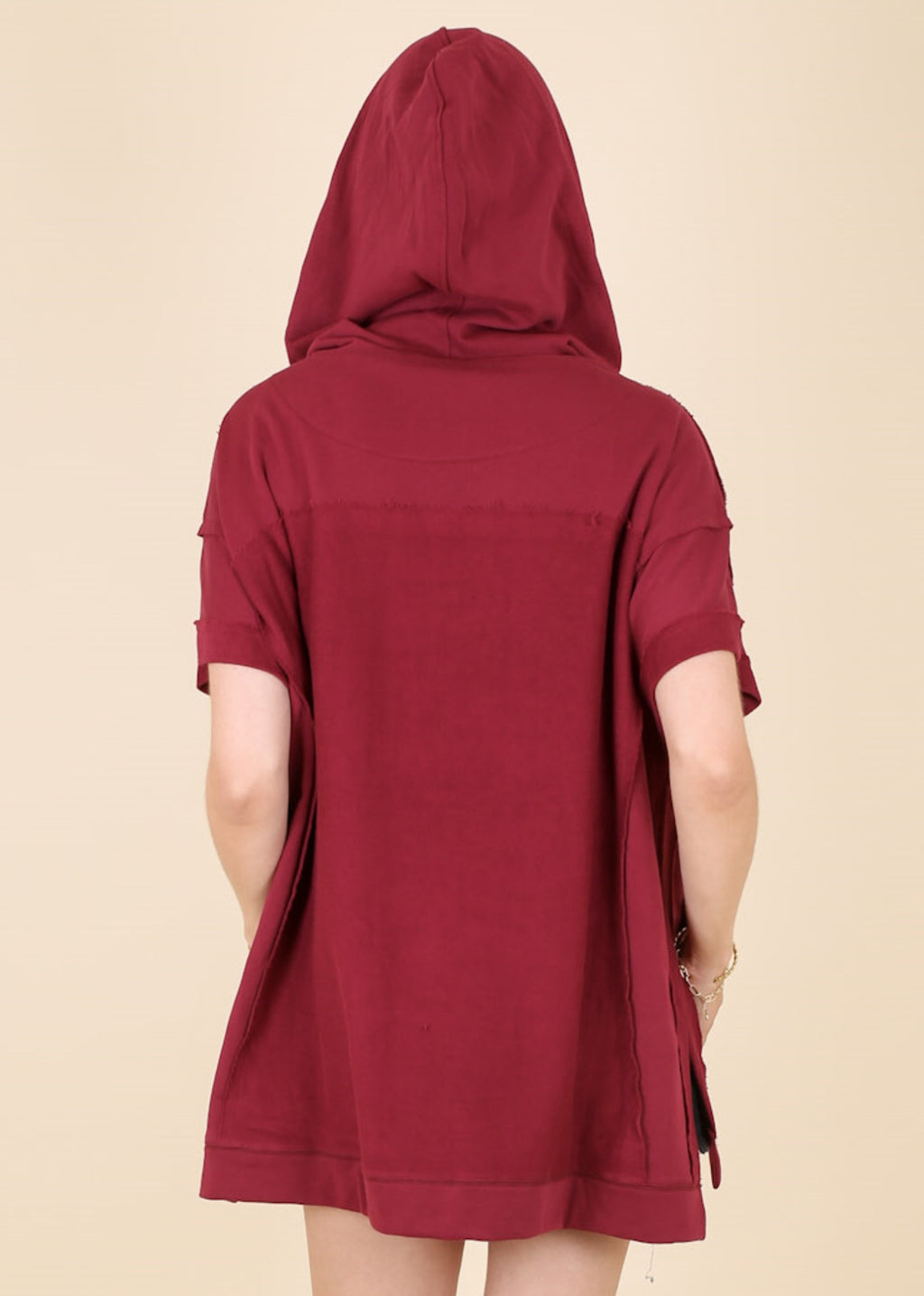 Sudadera con capucha de manga corta para novio