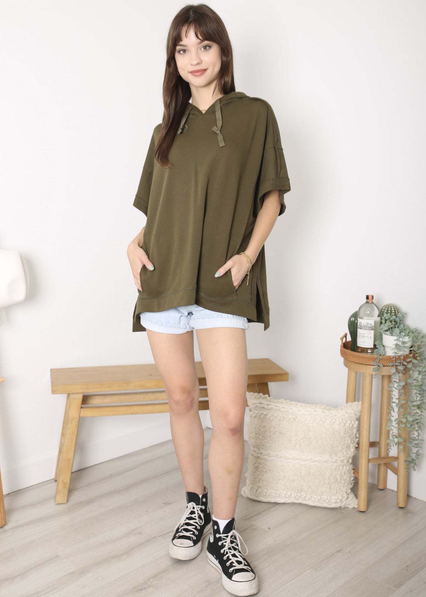 Sudadera con capucha de manga corta para novio
