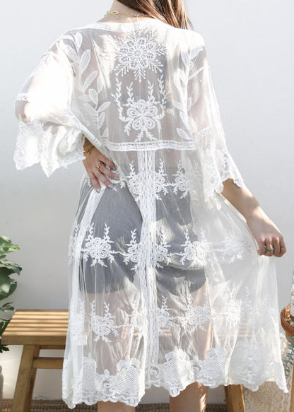 Kimono largo con bordado de encaje floral