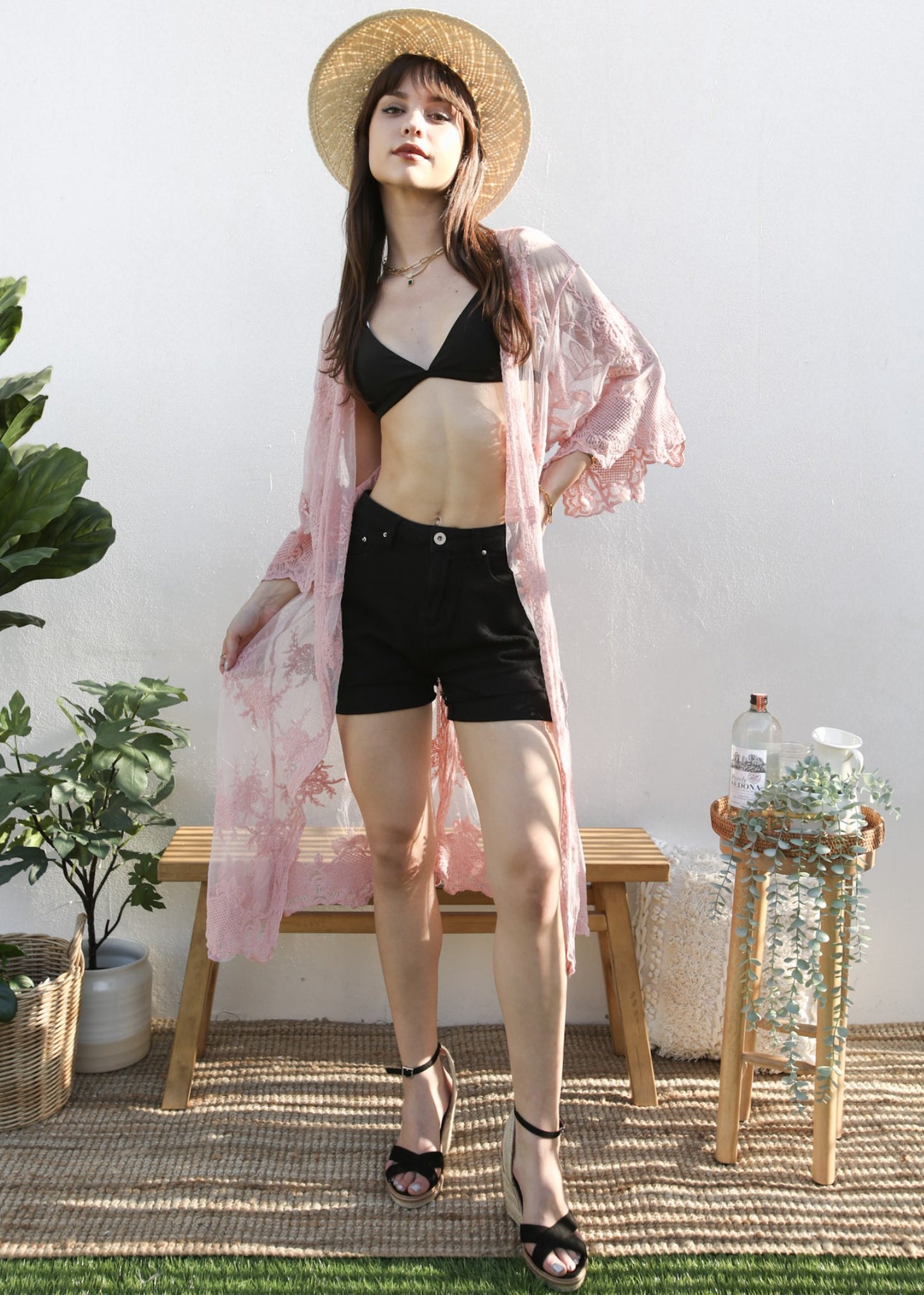 Kimono largo con bordado de encaje floral