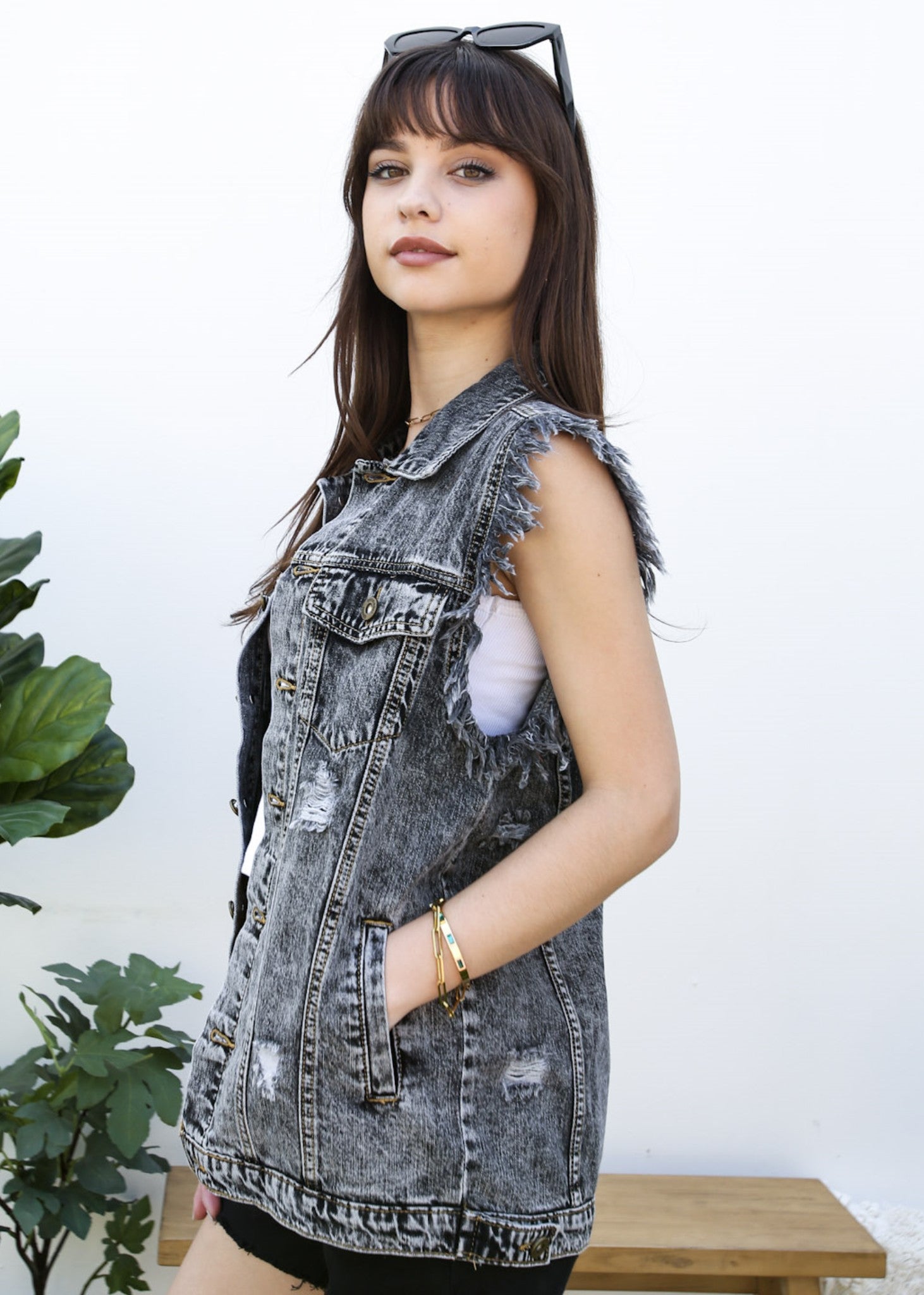 Oversize Distressed Sleeveless Denim Vest