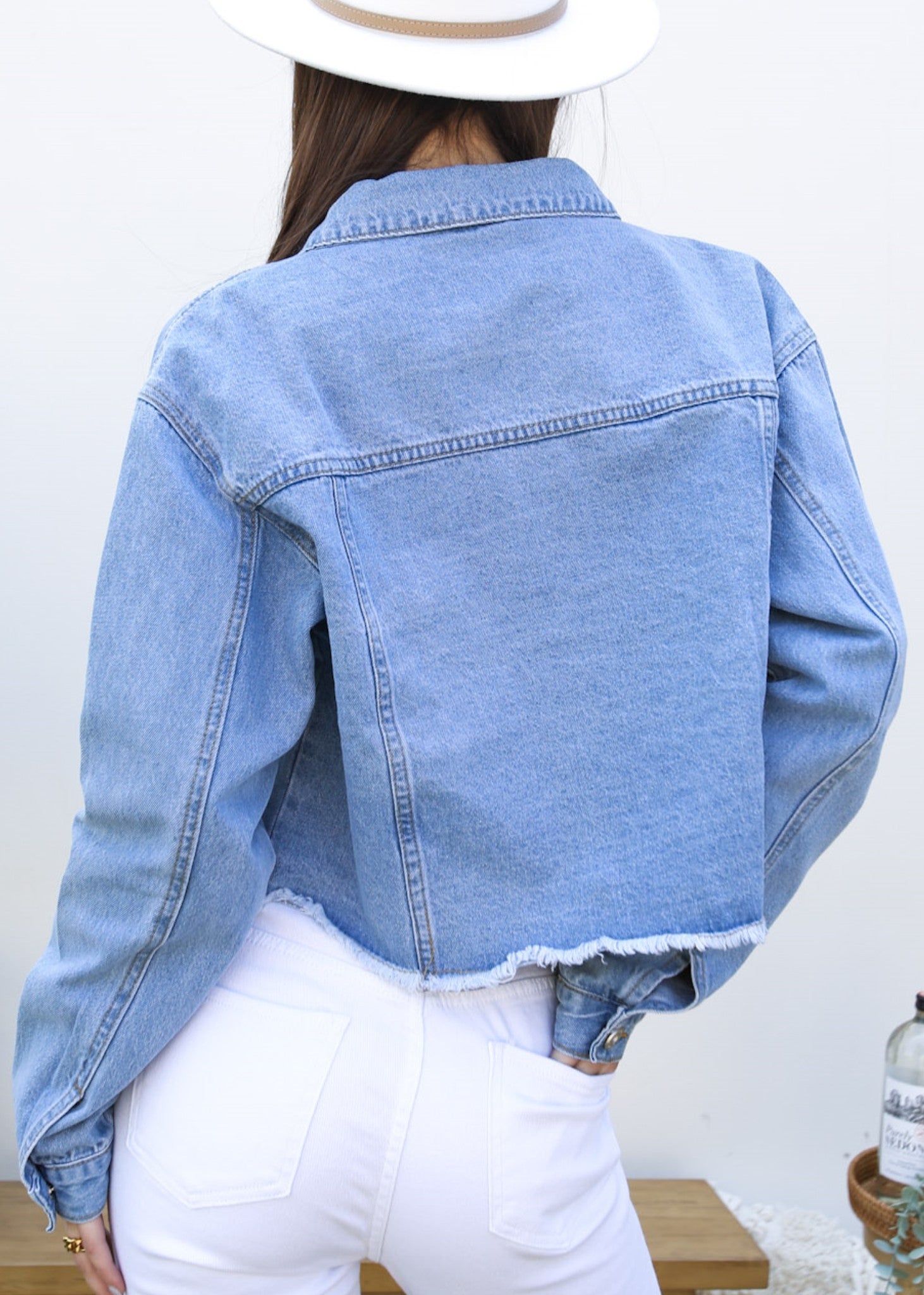 Chaqueta vaquera premium recortada