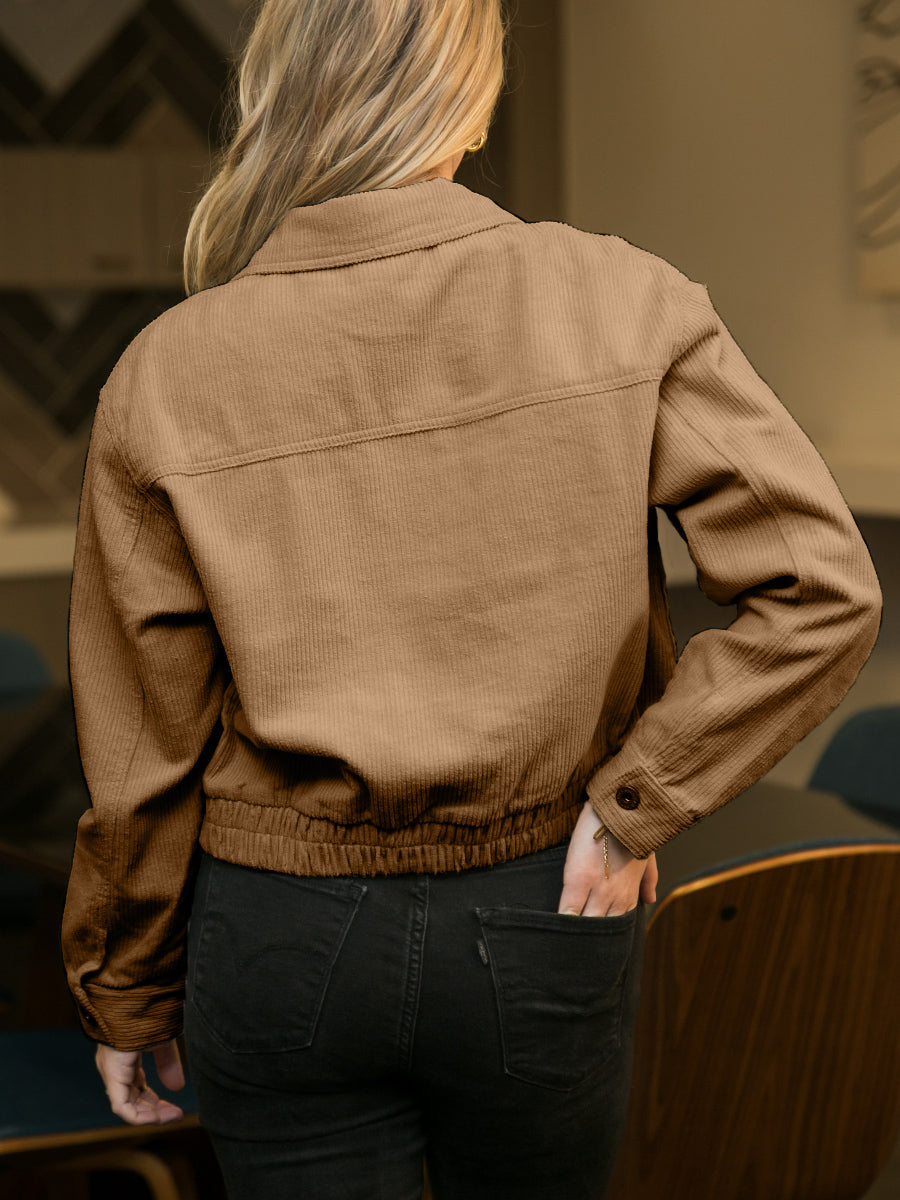 Chaqueta de pana con cuello abotonado