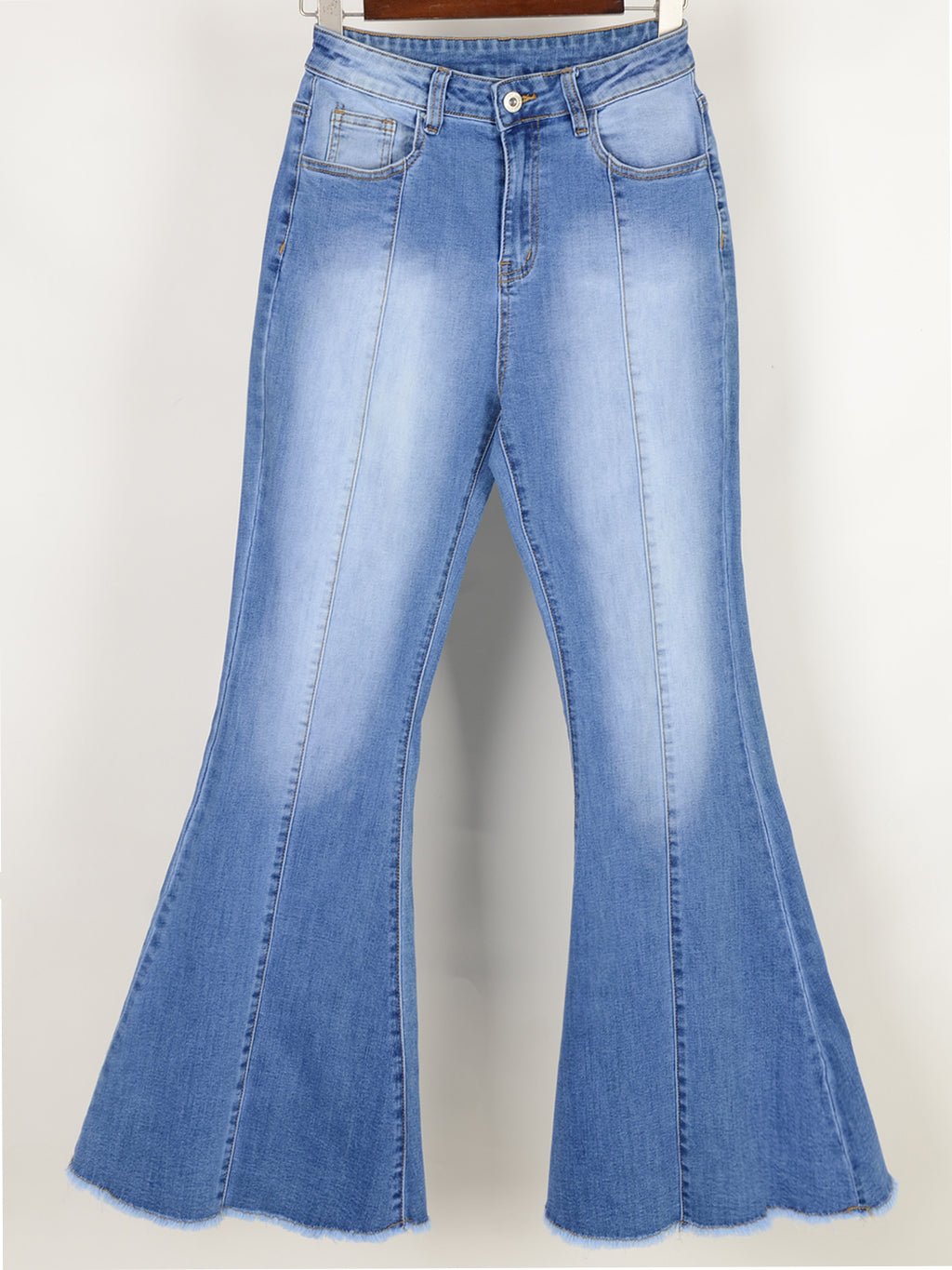 Jeans de mezclilla acampanados largos con cintura elástica y desgastados