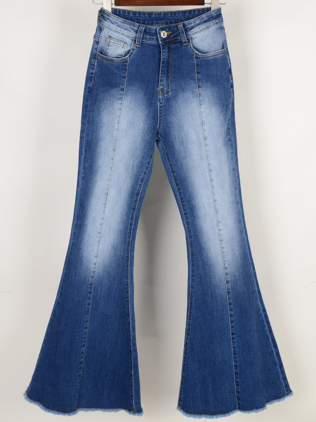 Jeans de mezclilla acampanados largos con cintura elástica y desgastados