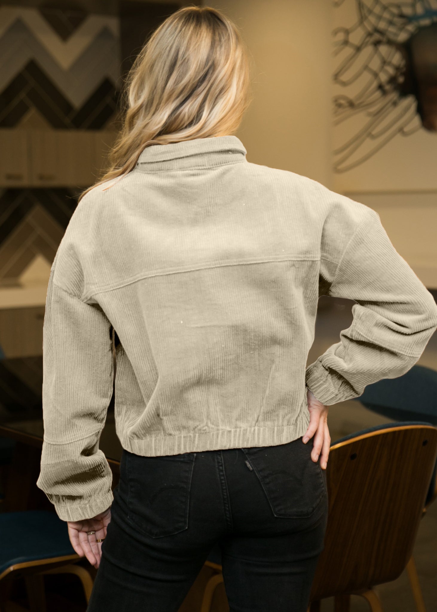 Chaqueta corta de pana de manga larga para mujer de Anna-Kaci