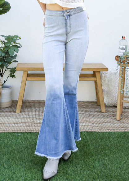 Pantalones vaqueros de cintura alta con campana