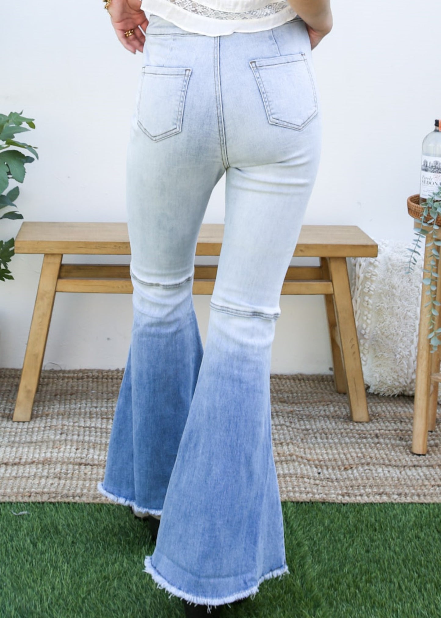 Pantalones vaqueros de cintura alta con campana