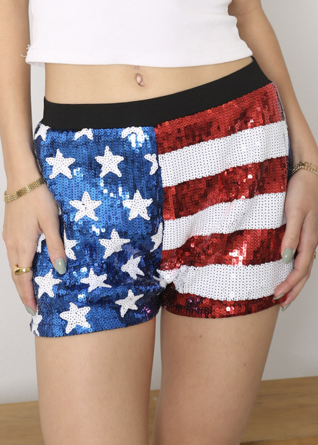 Pantalones cortos de tiro medio con lentejuelas brillantes y rayas con la bandera de EE. UU. del 4 de julio para mujer de Anna-Kaci