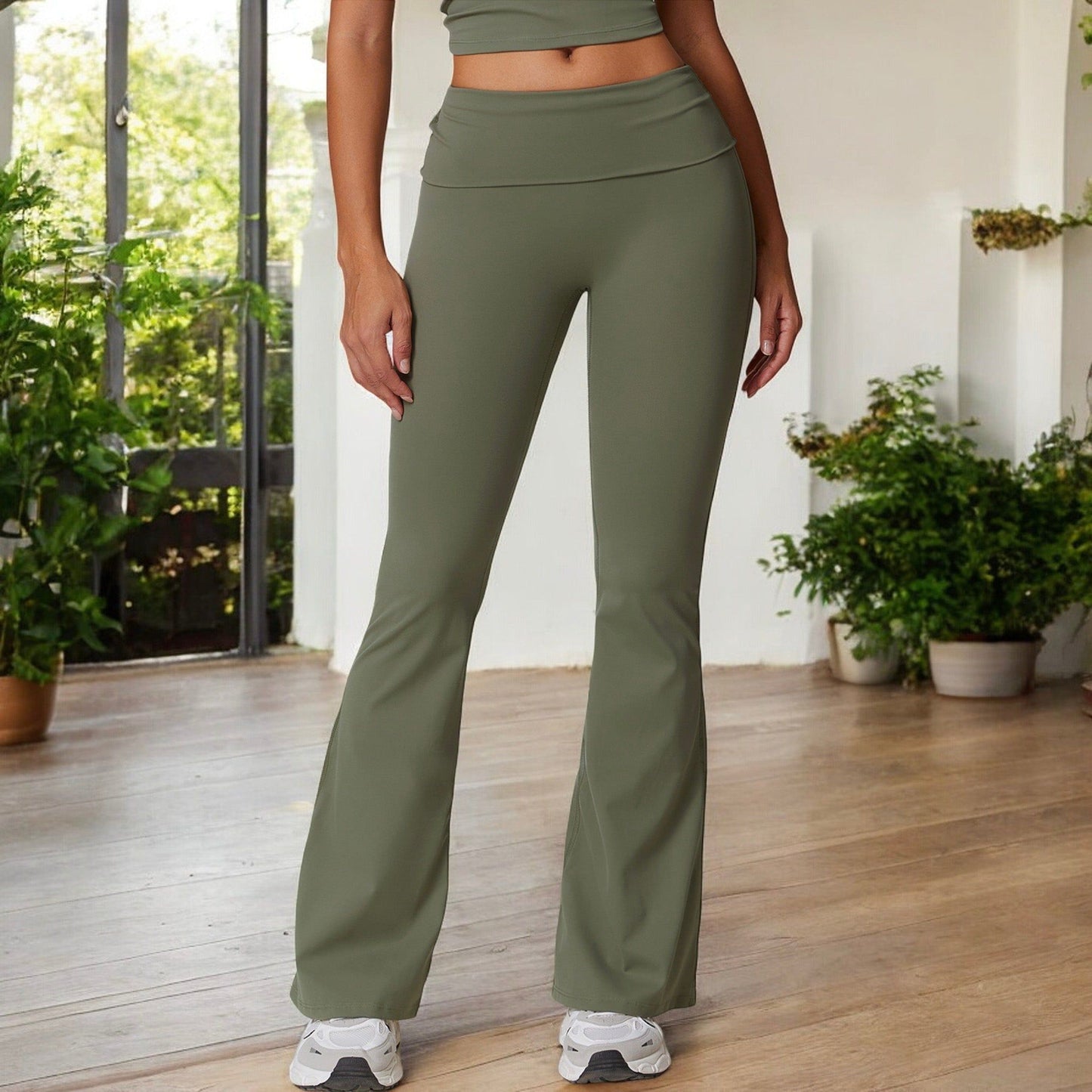 Flared High Waist Yoga Pants for Activewear and Everyday Comfort