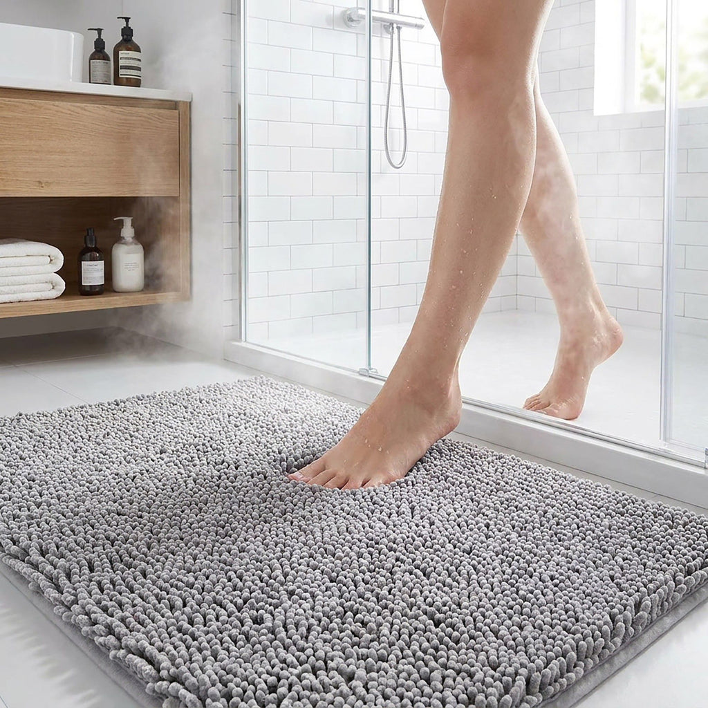 Chenille Bath Mat with Plush Noodle Texture and Non Slip Backing