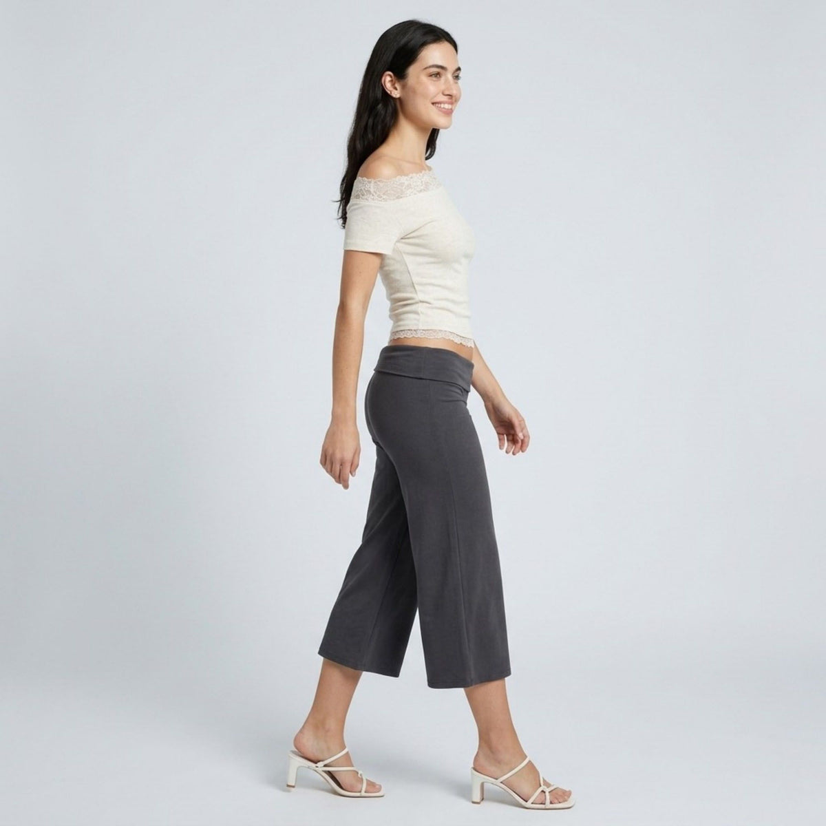 Foldover Waistband Cropped Wide-Leg Trousers Eye-Catching
