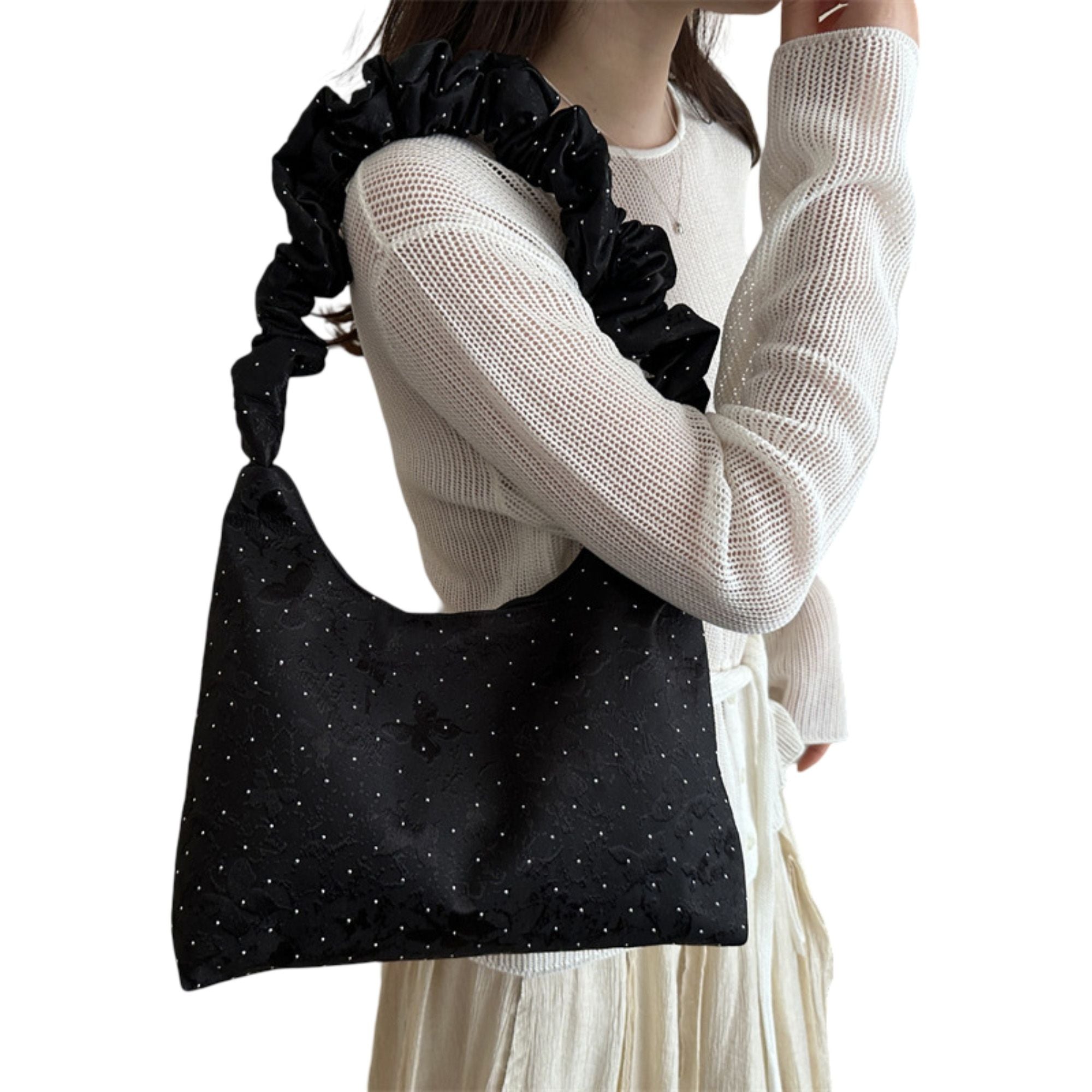 Shoulder Bag with Zipper Closure for Everyday Use
