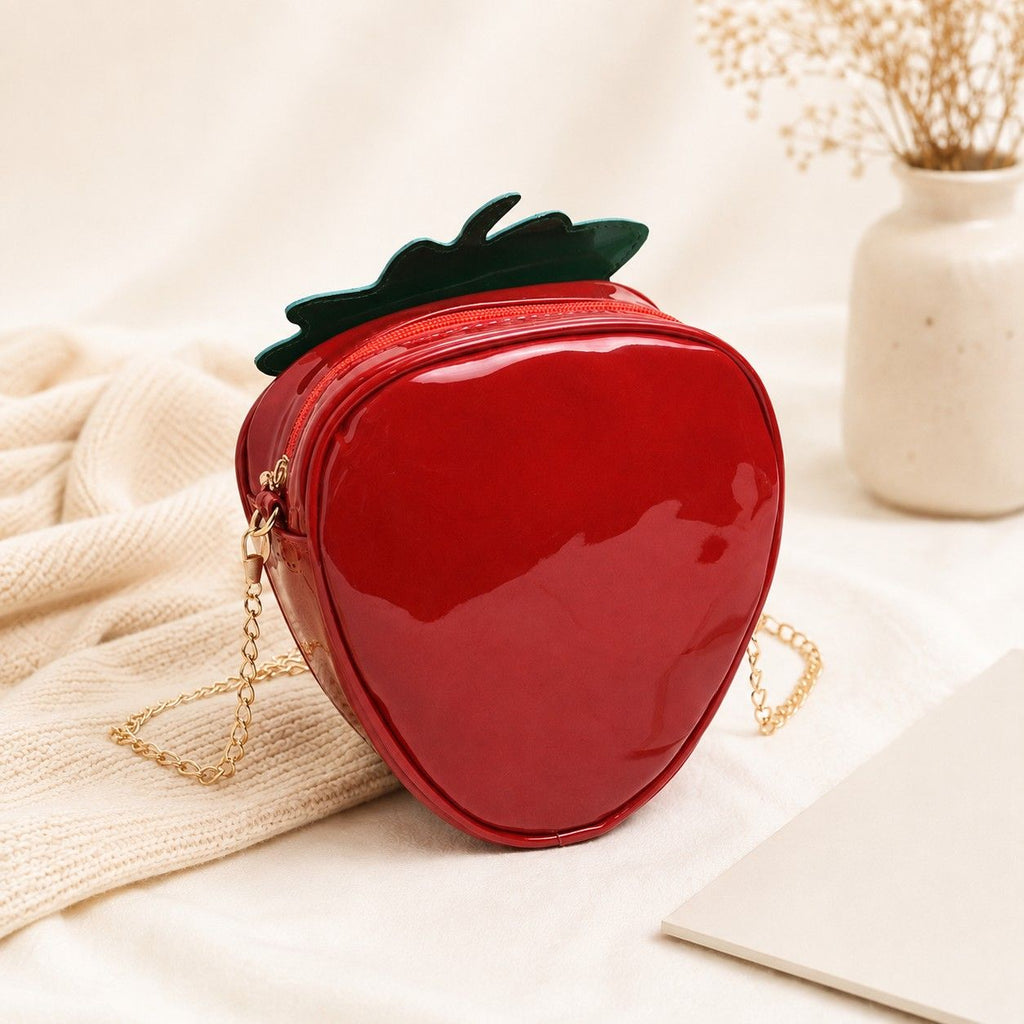 Strawberry Shaped Crossbody Bag with Chain Strap and Zip Closure