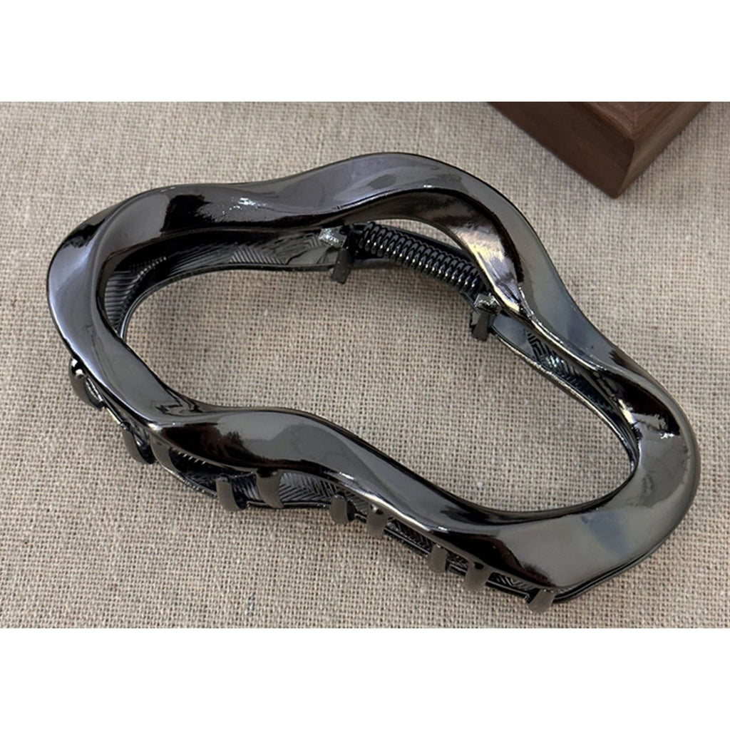 Women's Wavy Metal Hair Claw Clip with Hollow Design and Strong Grip 2.7x4.7in
