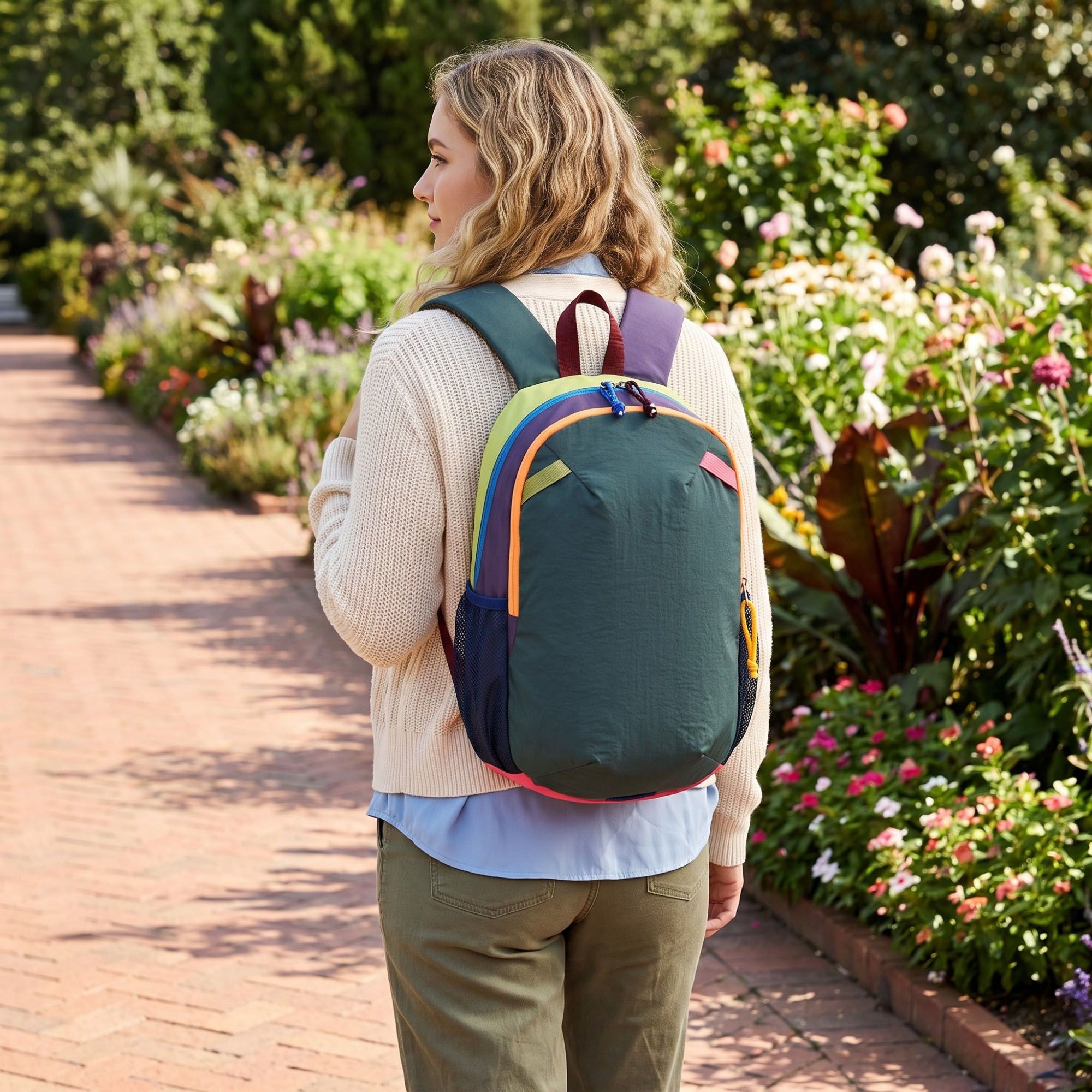 Colorblock Multi-Compartment Backpack with Padded Shoulder Straps and Dual Mesh Side Pockets