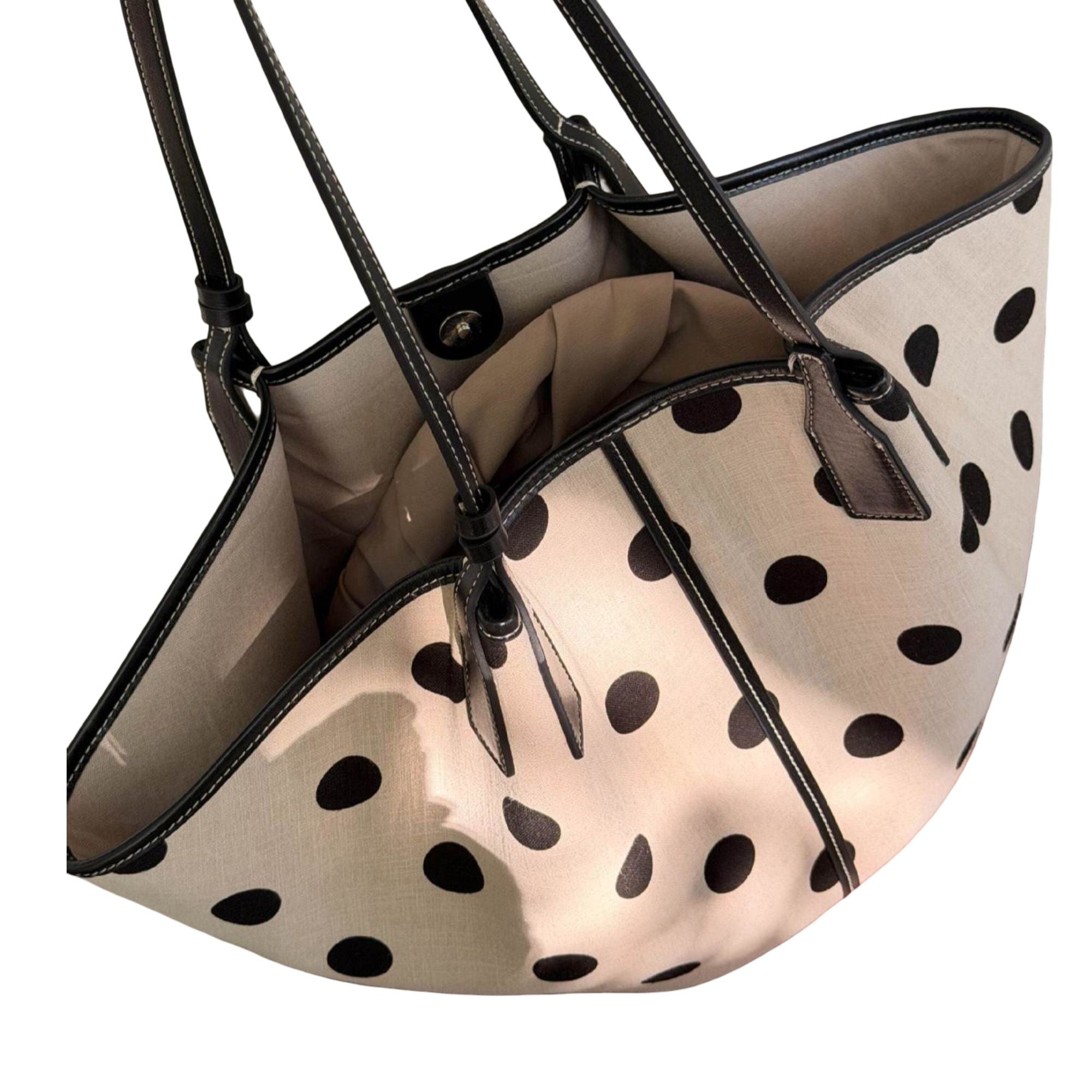 Linen Tote Bag Magnetic Snap Closure for Everyday Use