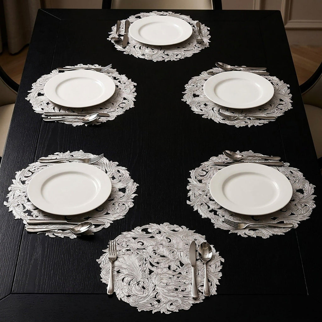 4 Piece Round Lace Placemat Set Metallic PVC Decorative Heat Resistant Table Mats