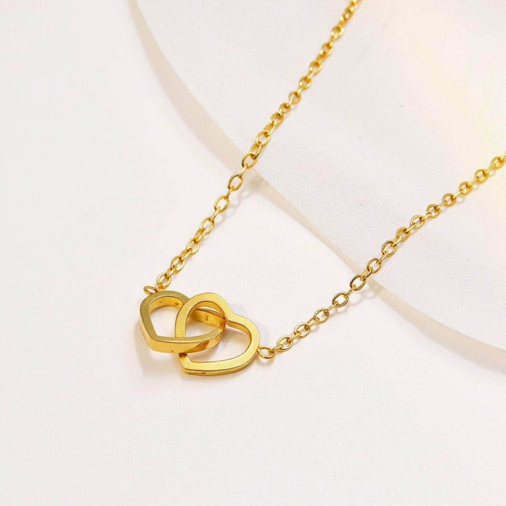 Interlocking Heart Pendant Necklace Minimalist Double Heart Chain Jewelry