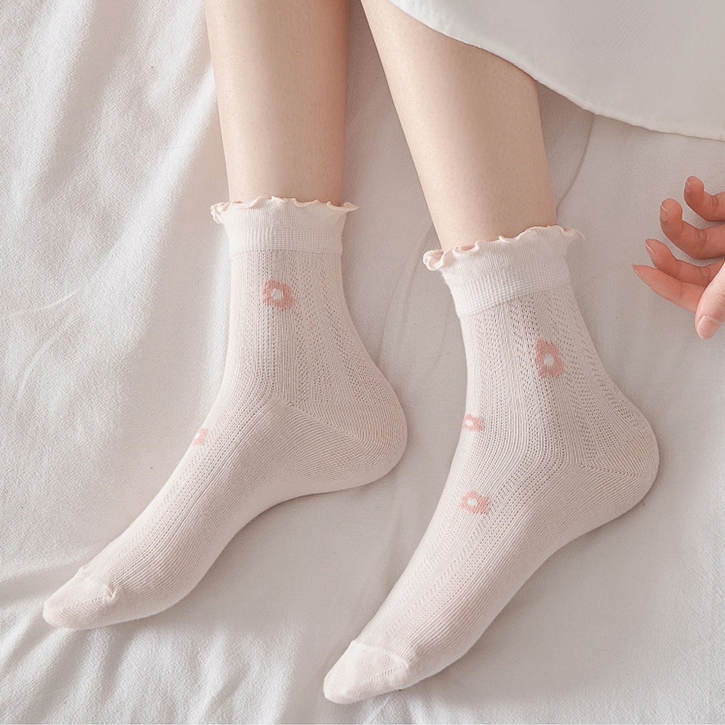 Anna-Kaci Women's Adorable Summer Ruffle-Edge Ankle Socks 5pk