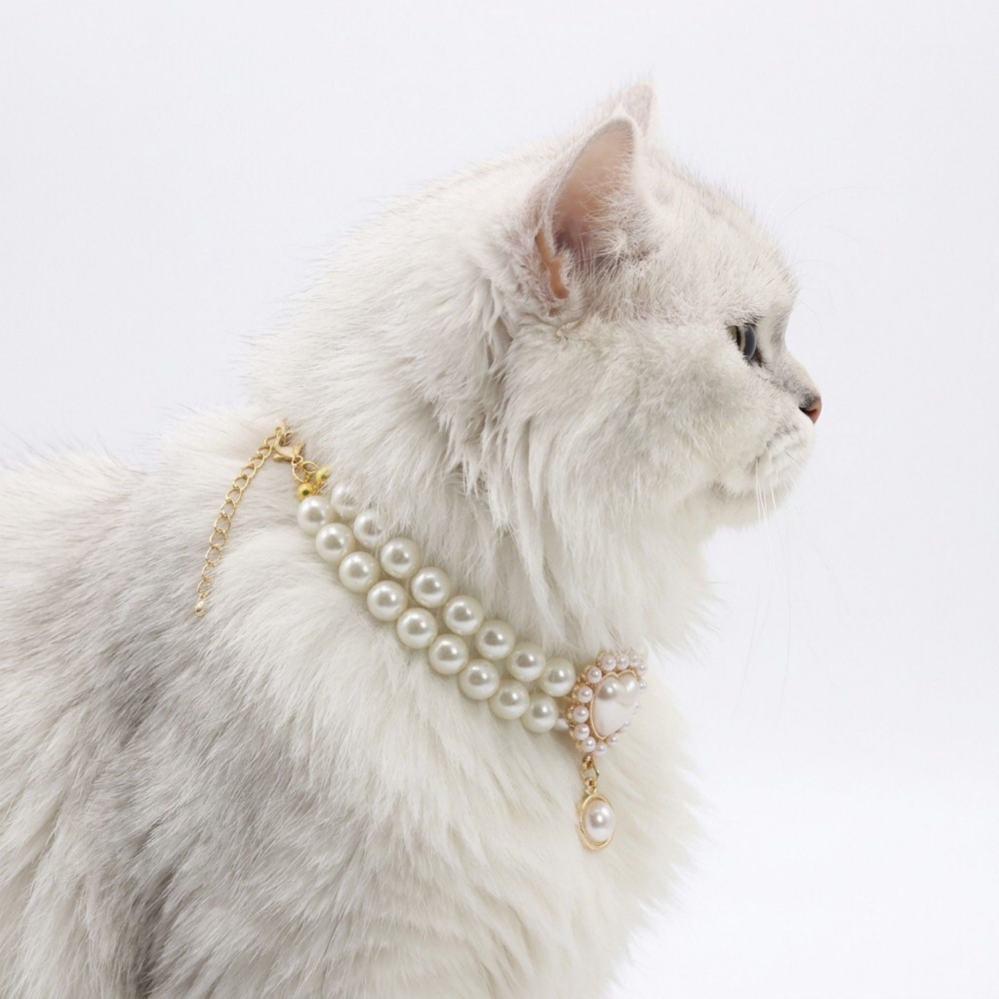 Double Strand Faux Pearl Pet Necklace Heart Gem Pendant Adjustable Collar Jewelry for Cats and Small Dogs