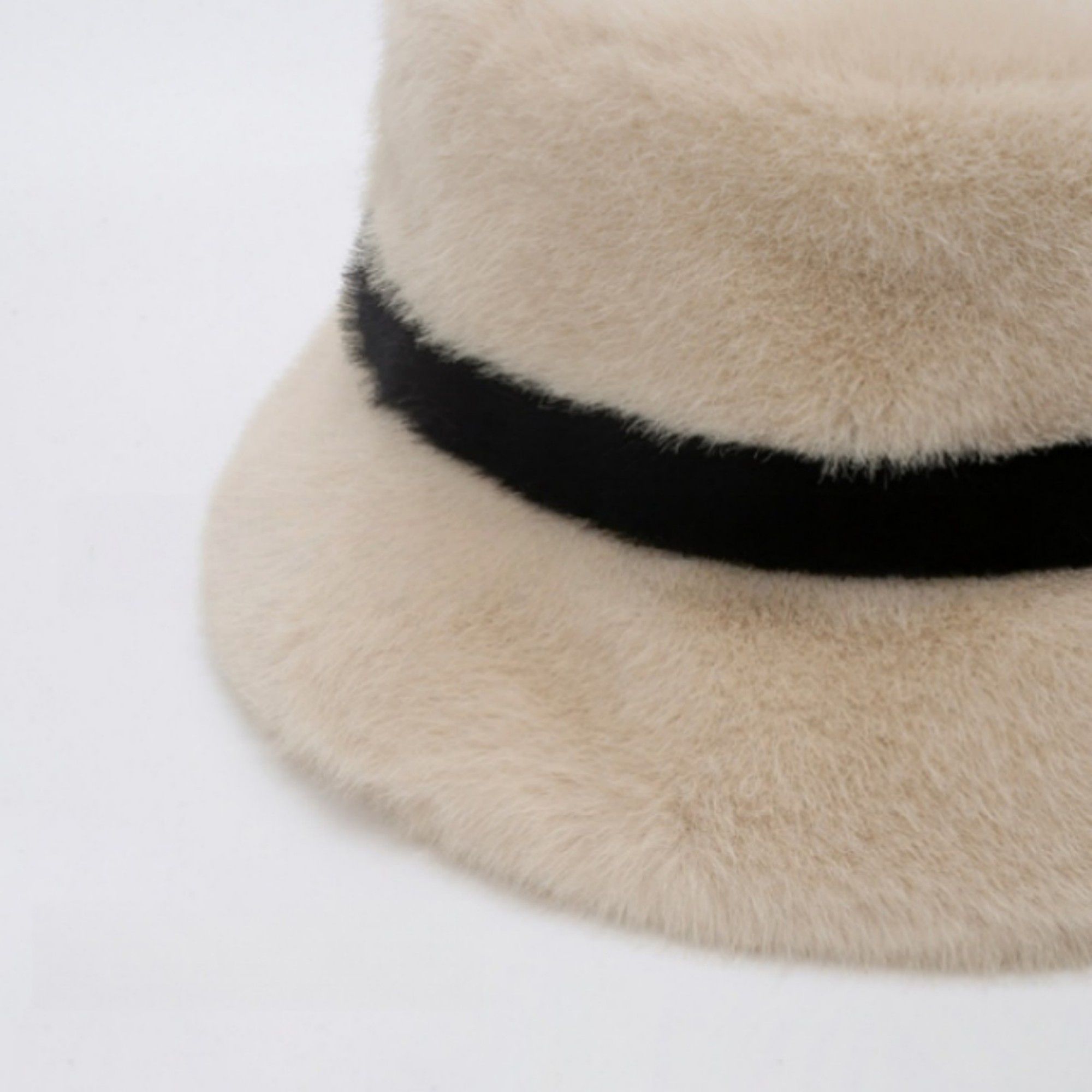 Anna-Kaci Women's Faux Shearling Bucket Hat with Contrast Band Detail and Soft High Pile Texture