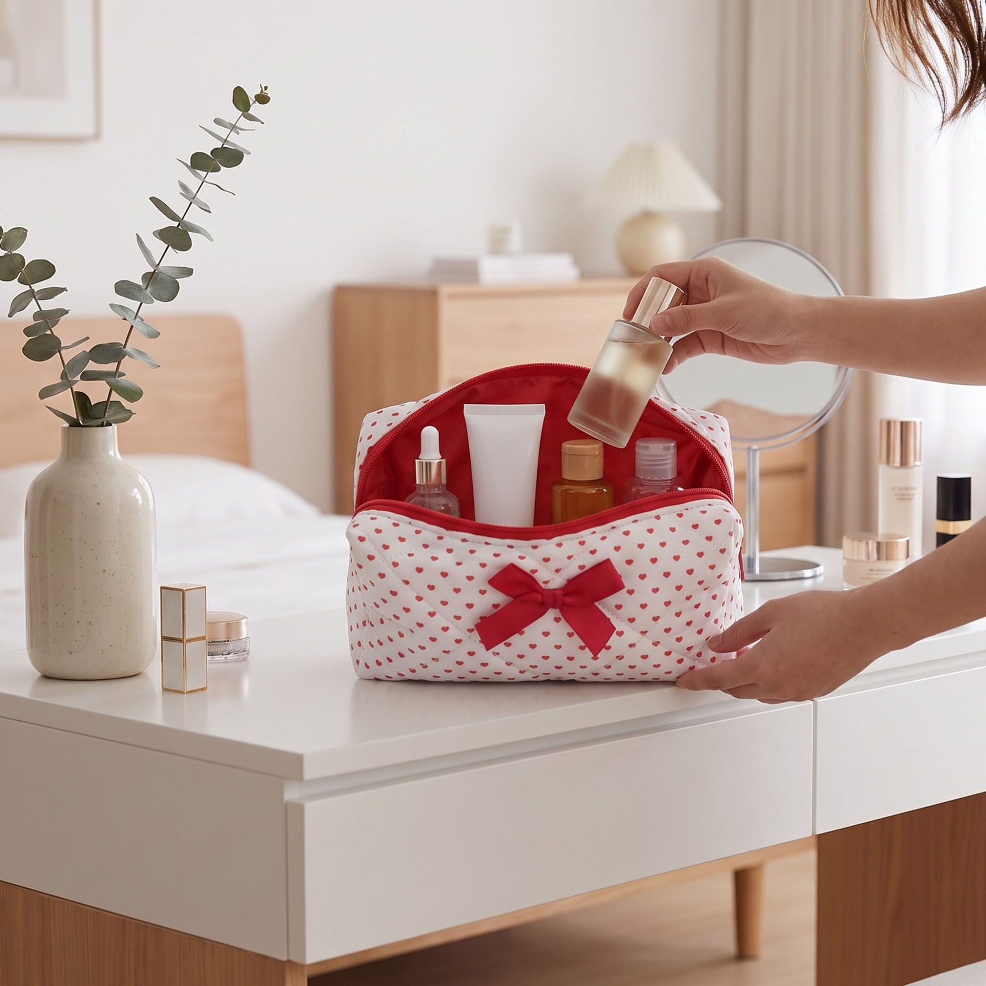 Womens Quilted Heart Print Makeup Bag with Bow Cosmetic Pouch