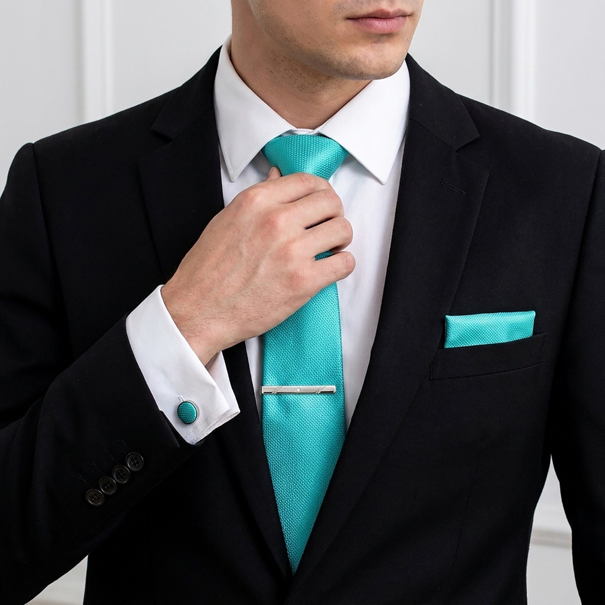 Men's Textured Solid Color Tie Gift Set with Matching Pocket Square Cufflinks and Silver Tie Clip