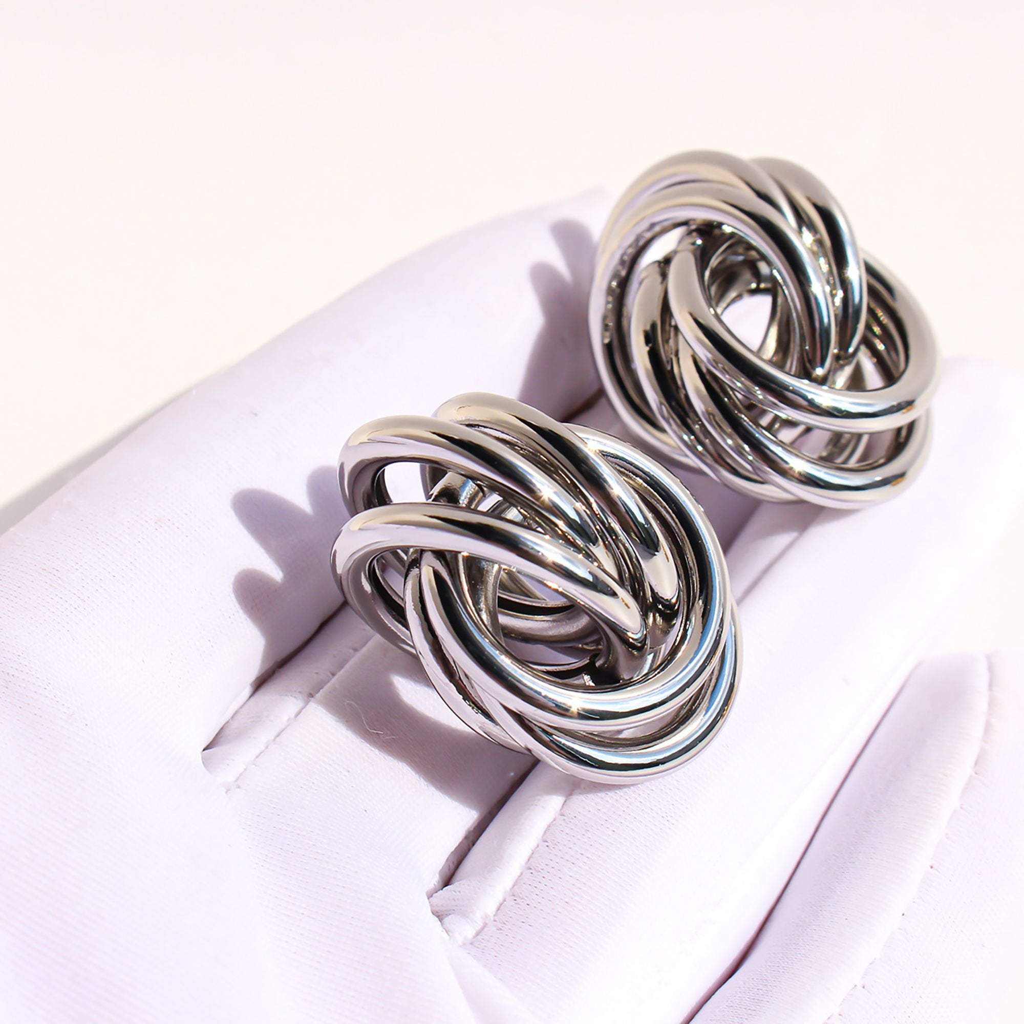Women's Multi-Circle Statement Earrings with 925 Silver Needles