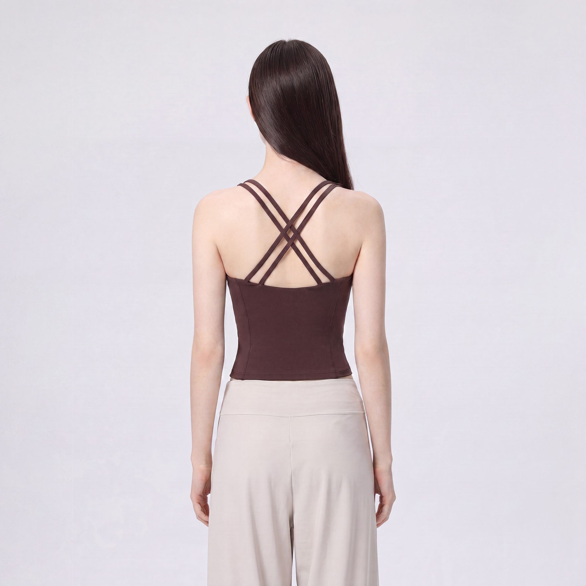 Cropped Yoga Tank Top with Built In Padding Scoop Neck Wide Strap Fitted Activewear Top