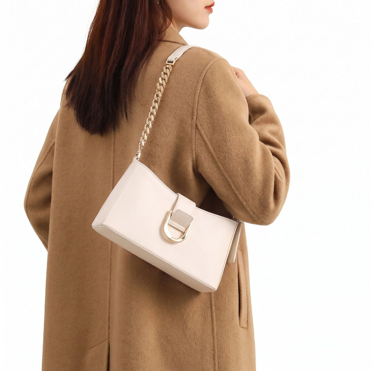 Shoulder Bag with Chain Strap Detail