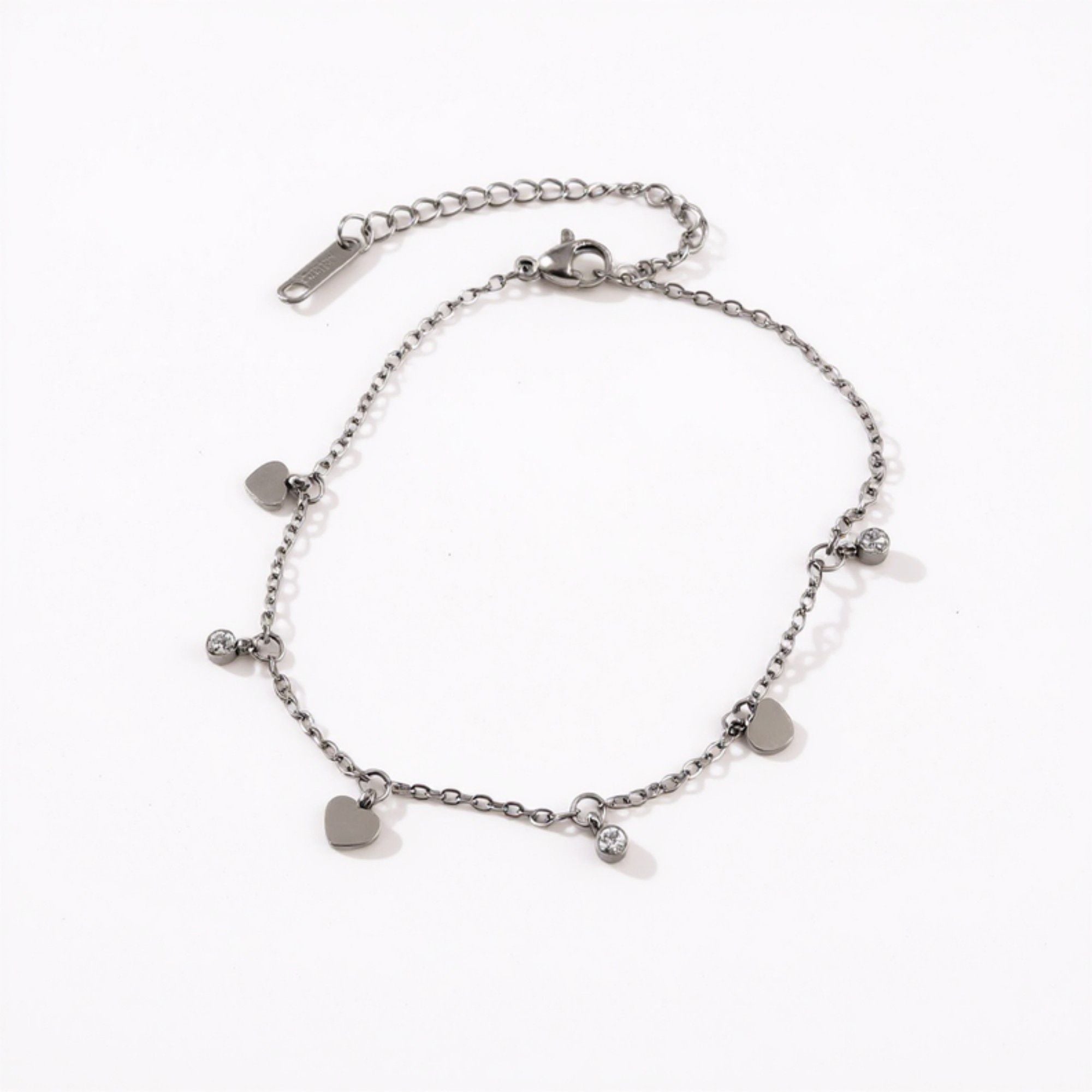 Dainty Heart Charm Anklet with Delicate Chain and Mini Accent Droplets for a Soft Feminine Touch and Lightweight Everyday Shine