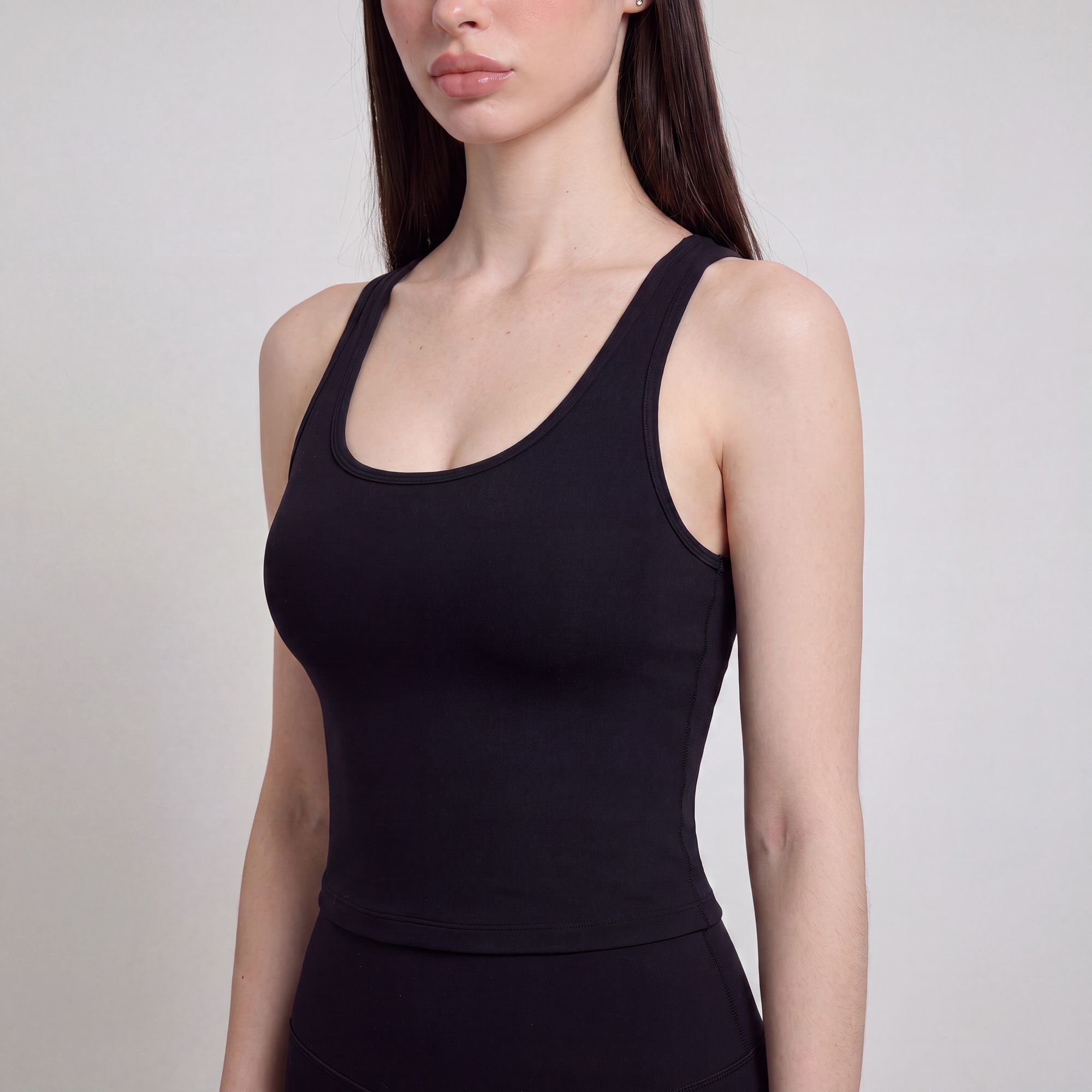 Cropped Yoga Tank Top with Built In Padding Scoop Neck Wide Strap Fitted Activewear Top