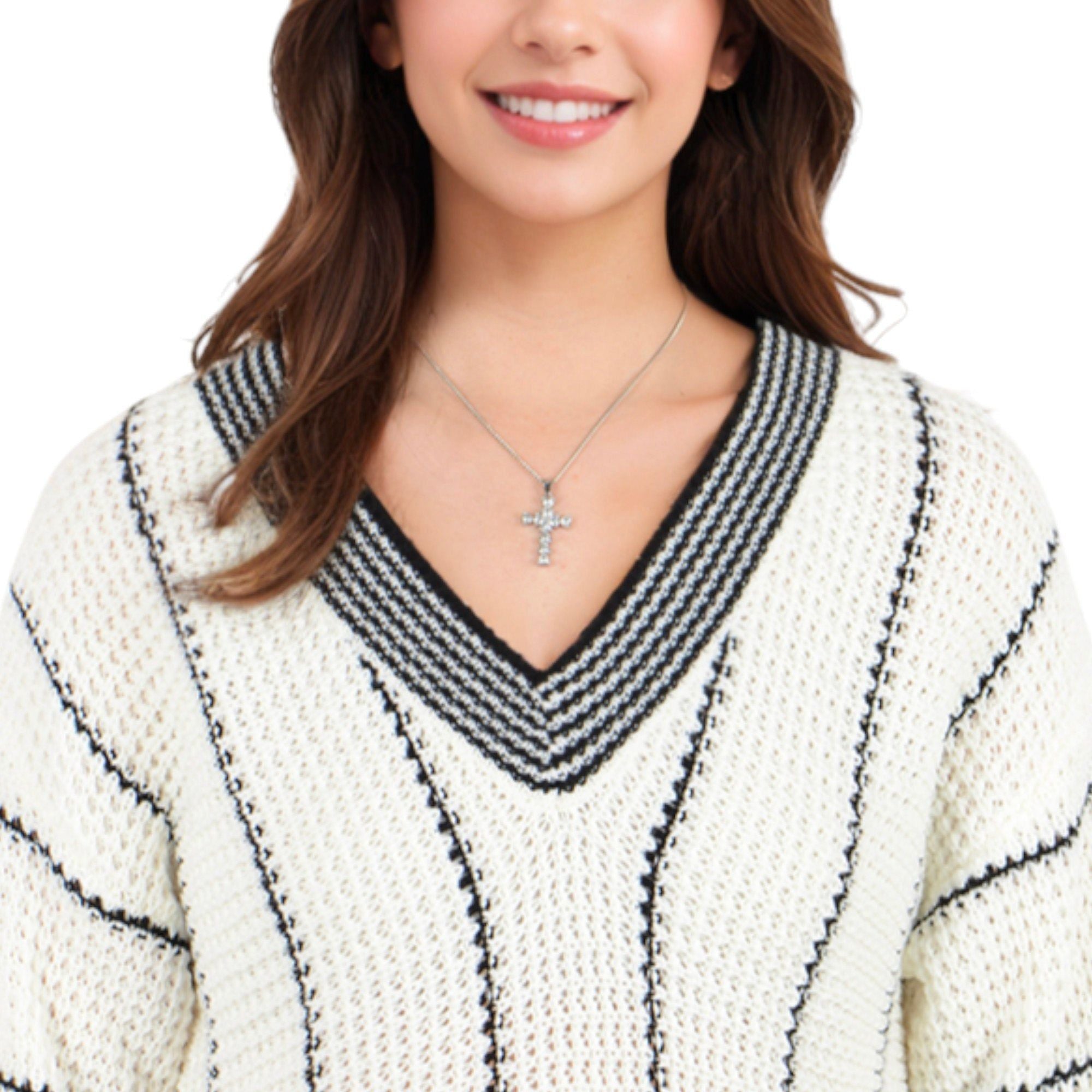 Silver Tone Cross Pendant Fashion Style Necklace with Heart-Shaped Gemstone Accents