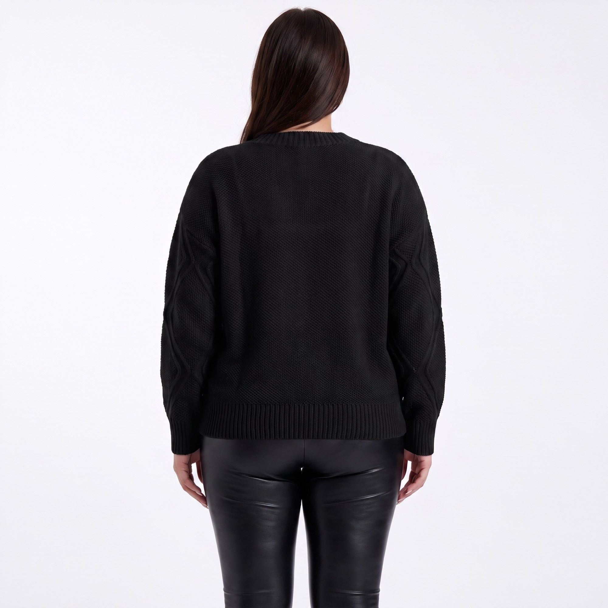 Plus Size Floral Applique Textured Crewneck Sweater