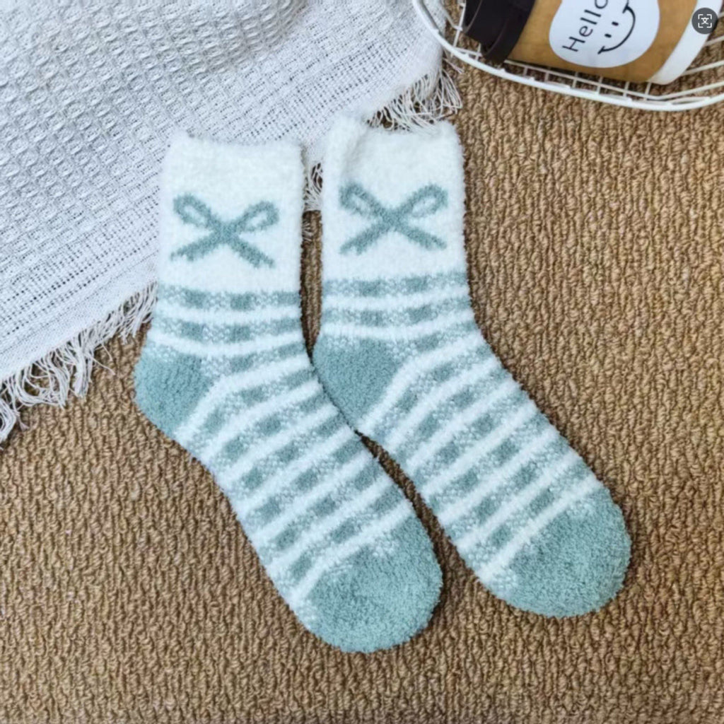 Anna-Kaci 3-Pair Fuzzy Bow Knit Crew Socks Set with Plush Soft Texture, Stretchy Cozy Fabric, and Graphic Bow Pattern for Gifting
